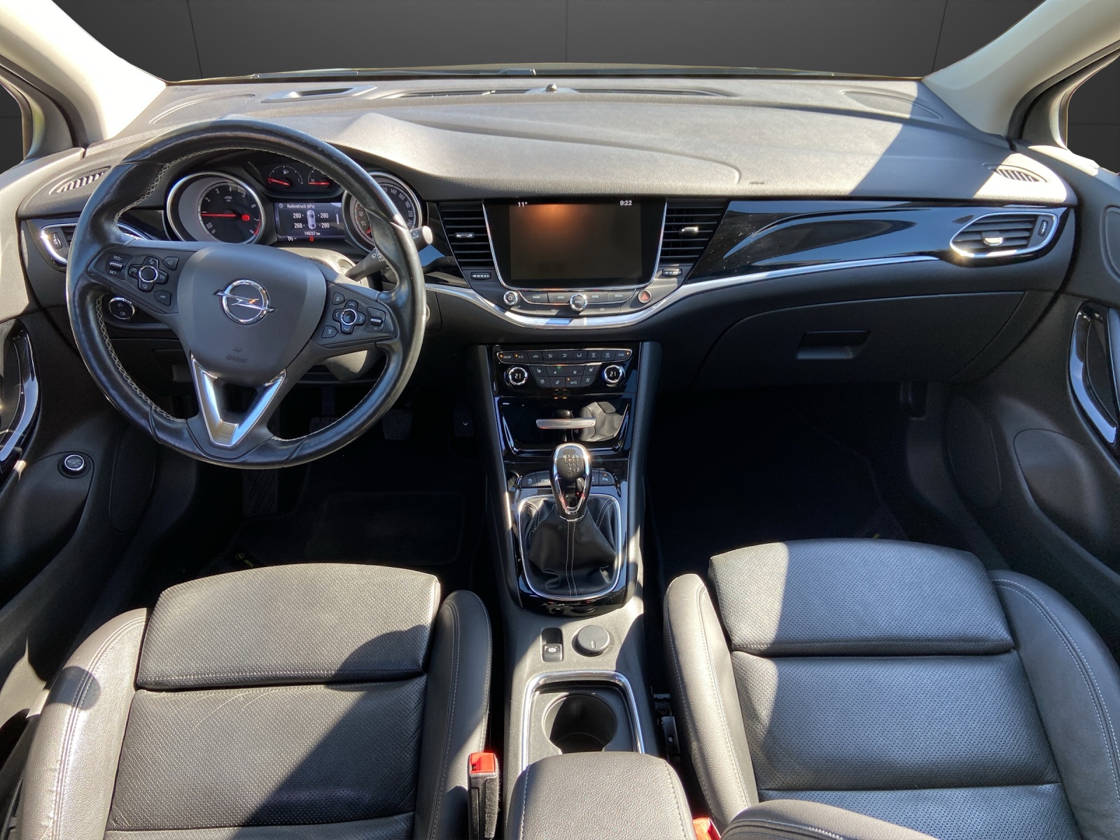 OPEL Astra Sports Tourer 1.6i Turbo Dynamic-image-10