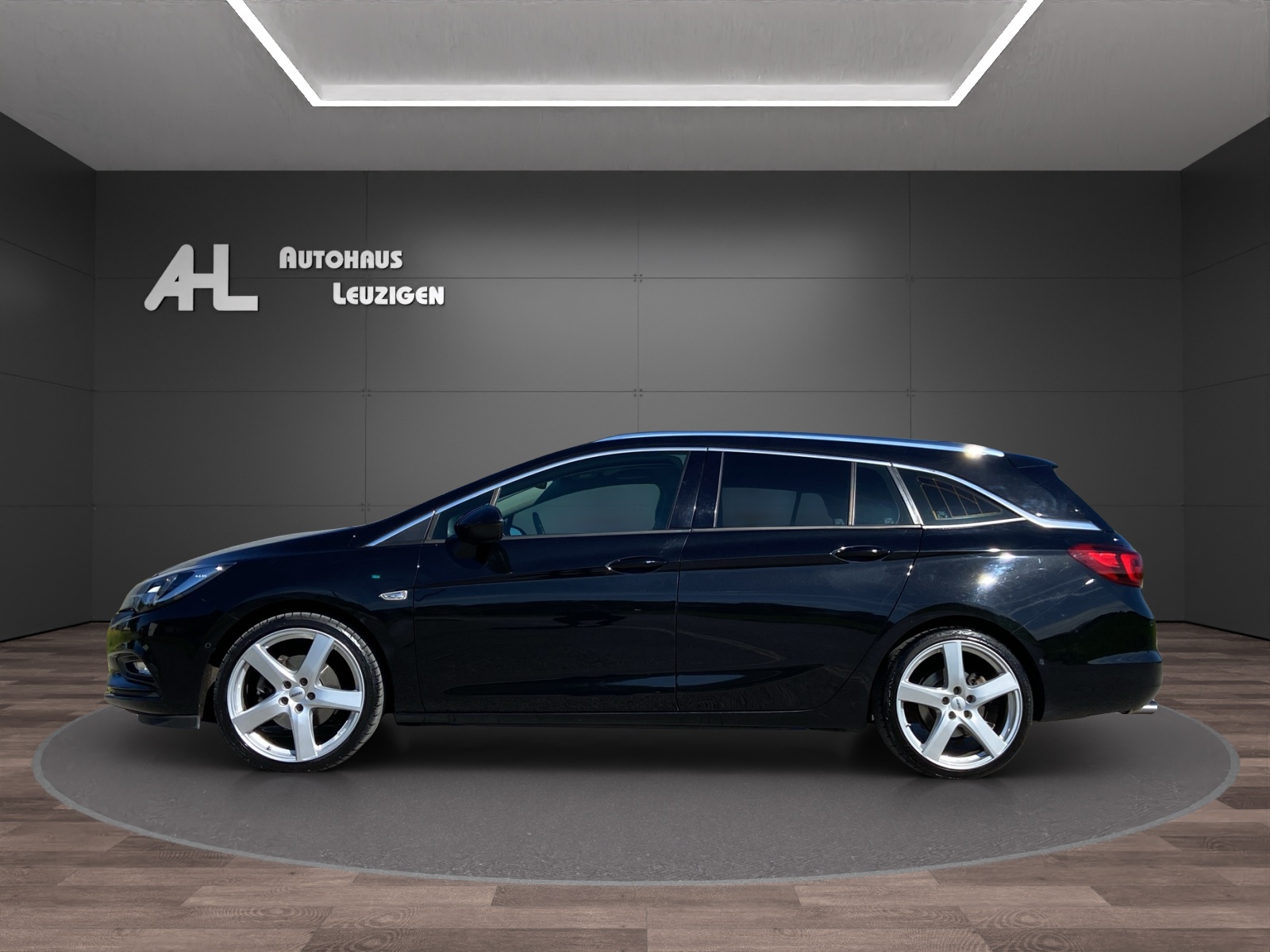 OPEL Astra Sports Tourer 1.6i Turbo Dynamic-image-1