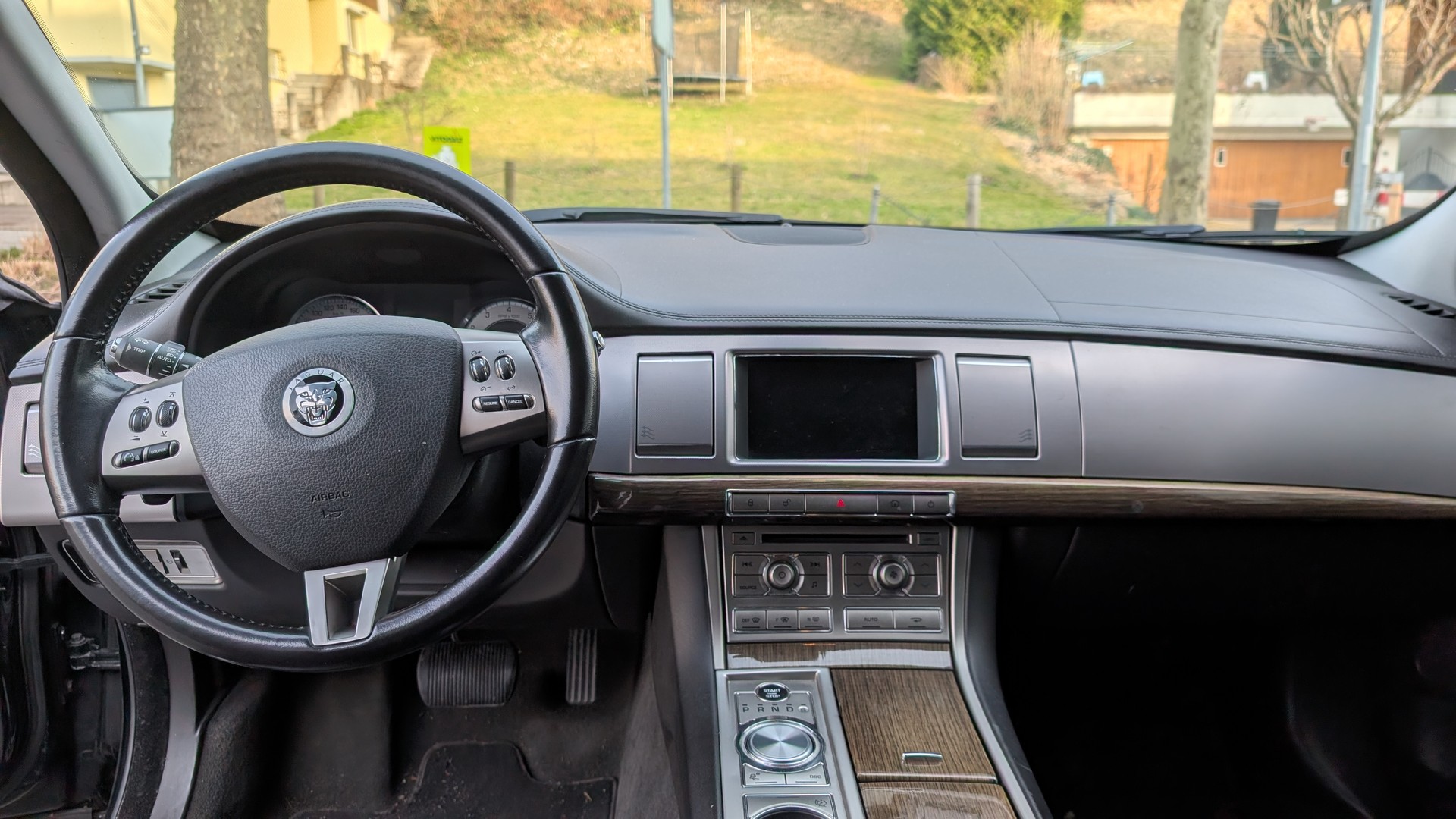 JAGUAR 4.2 V8 Premium Luxury-image-7
