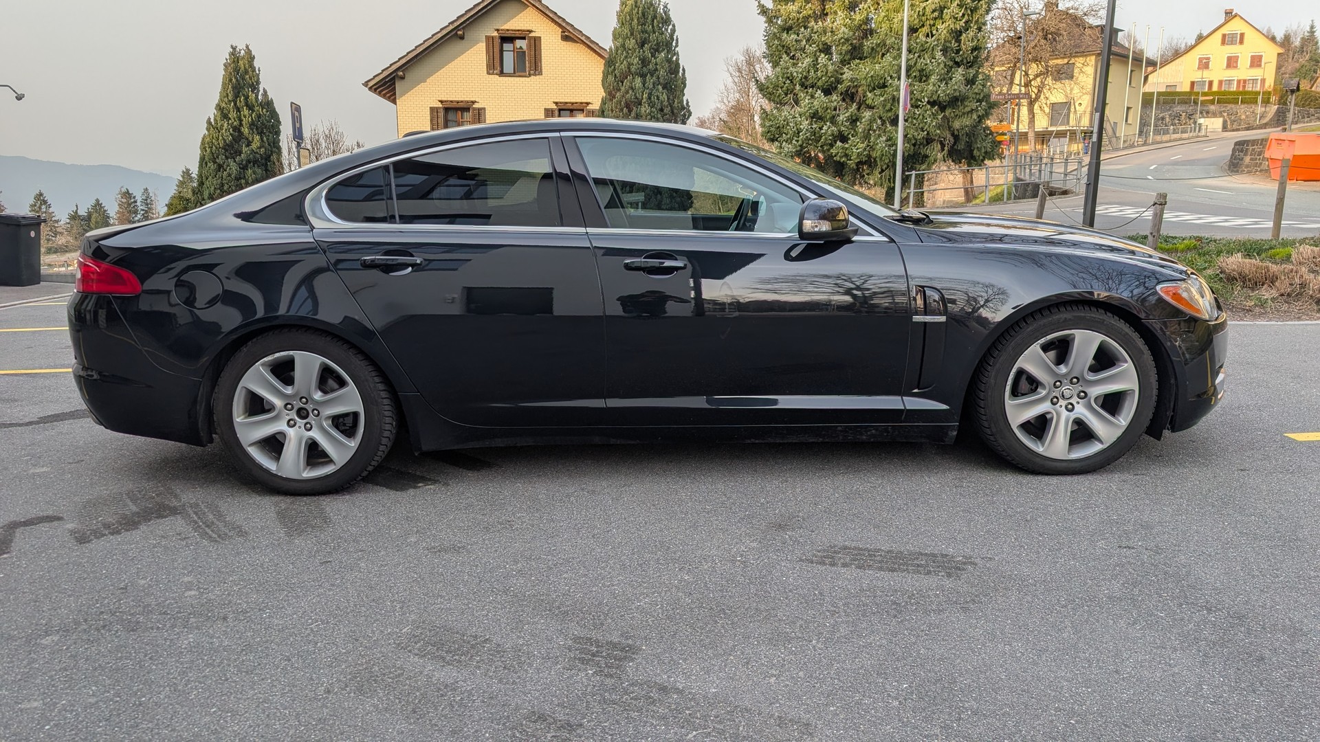 JAGUAR 4.2 V8 Premium Luxury-image-3