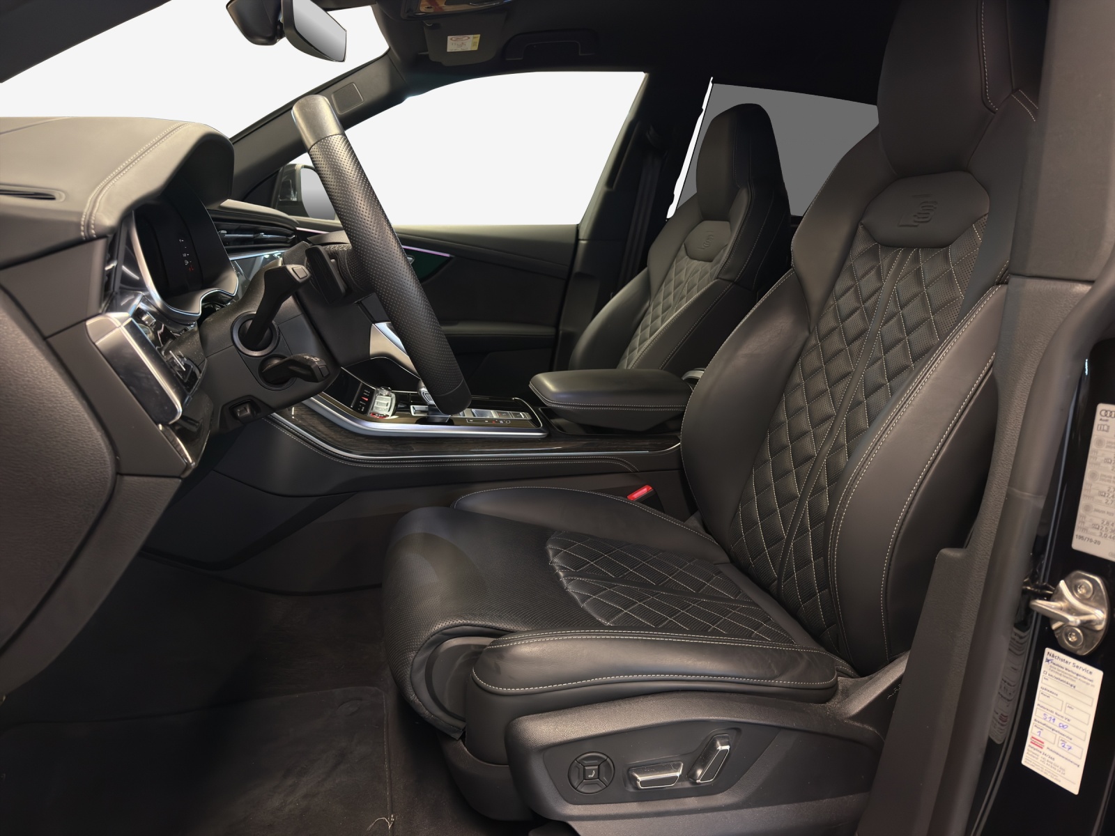 AUDI SQ8 TFSI quattro tiptronic-image-7