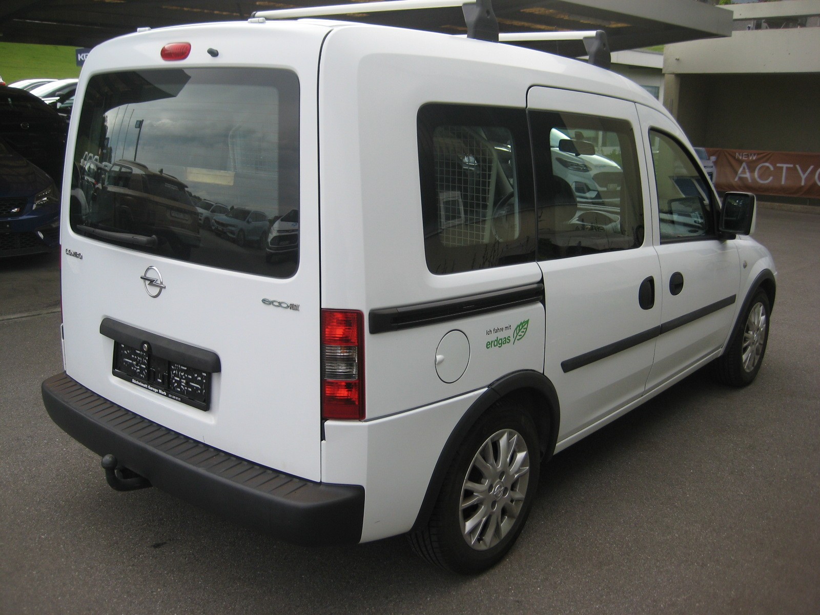 OPEL Combo 1.6 CNG ecoFLEX Enjoy-image-3