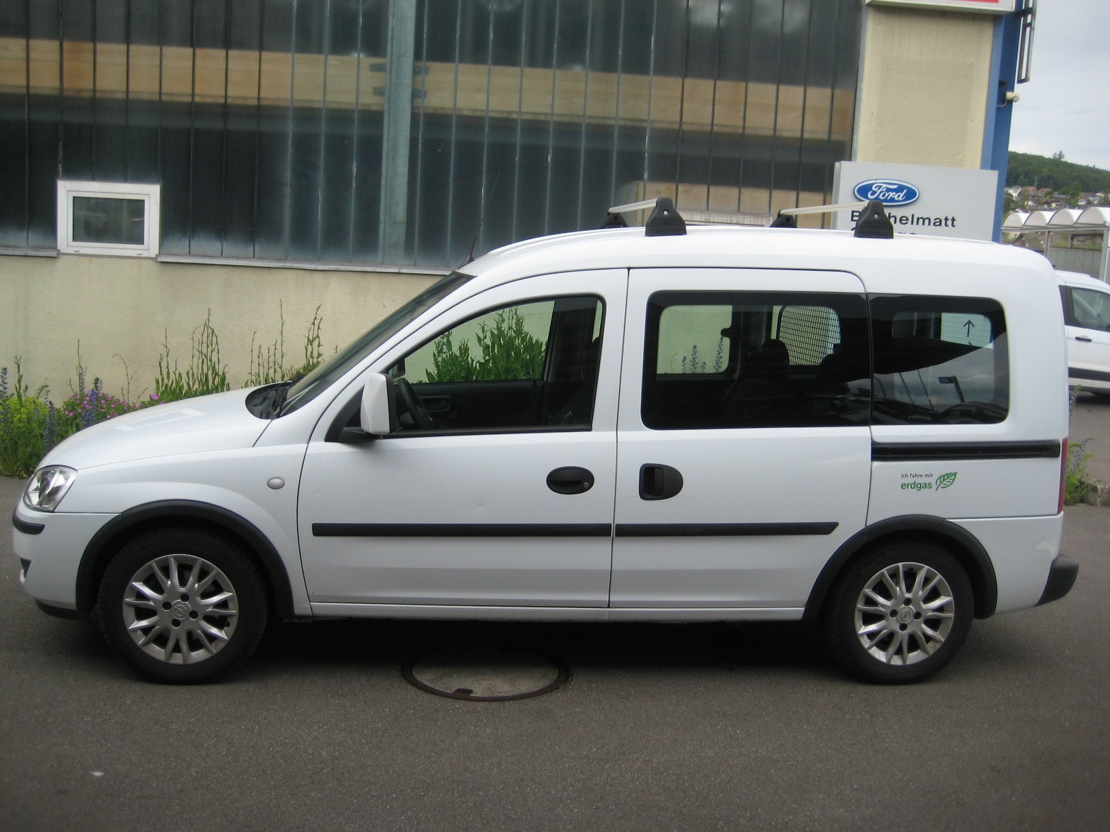 OPEL Combo 1.6 CNG ecoFLEX Enjoy-image-1