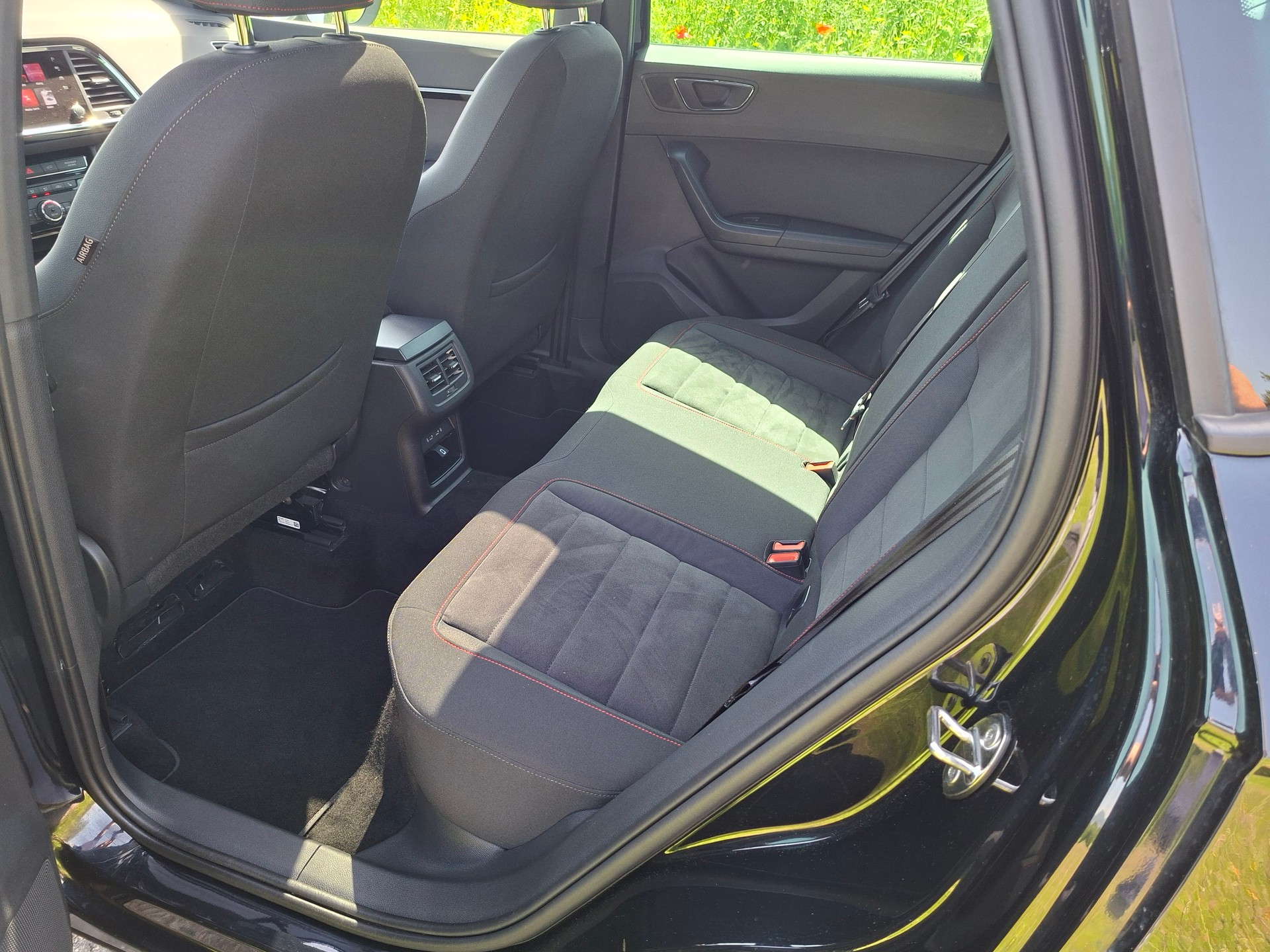 SEAT Ateca 2.0 TSI FR 4Drive DSG-image-13