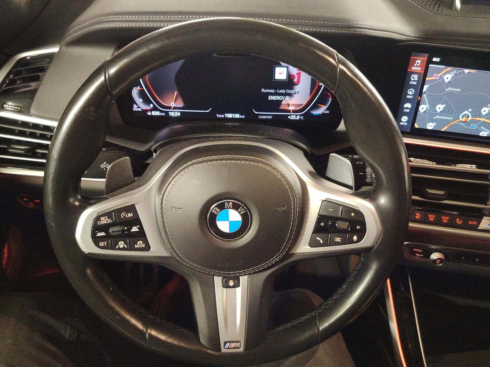 BMW X7 xDrive 48V 40d Steptronic-image-8