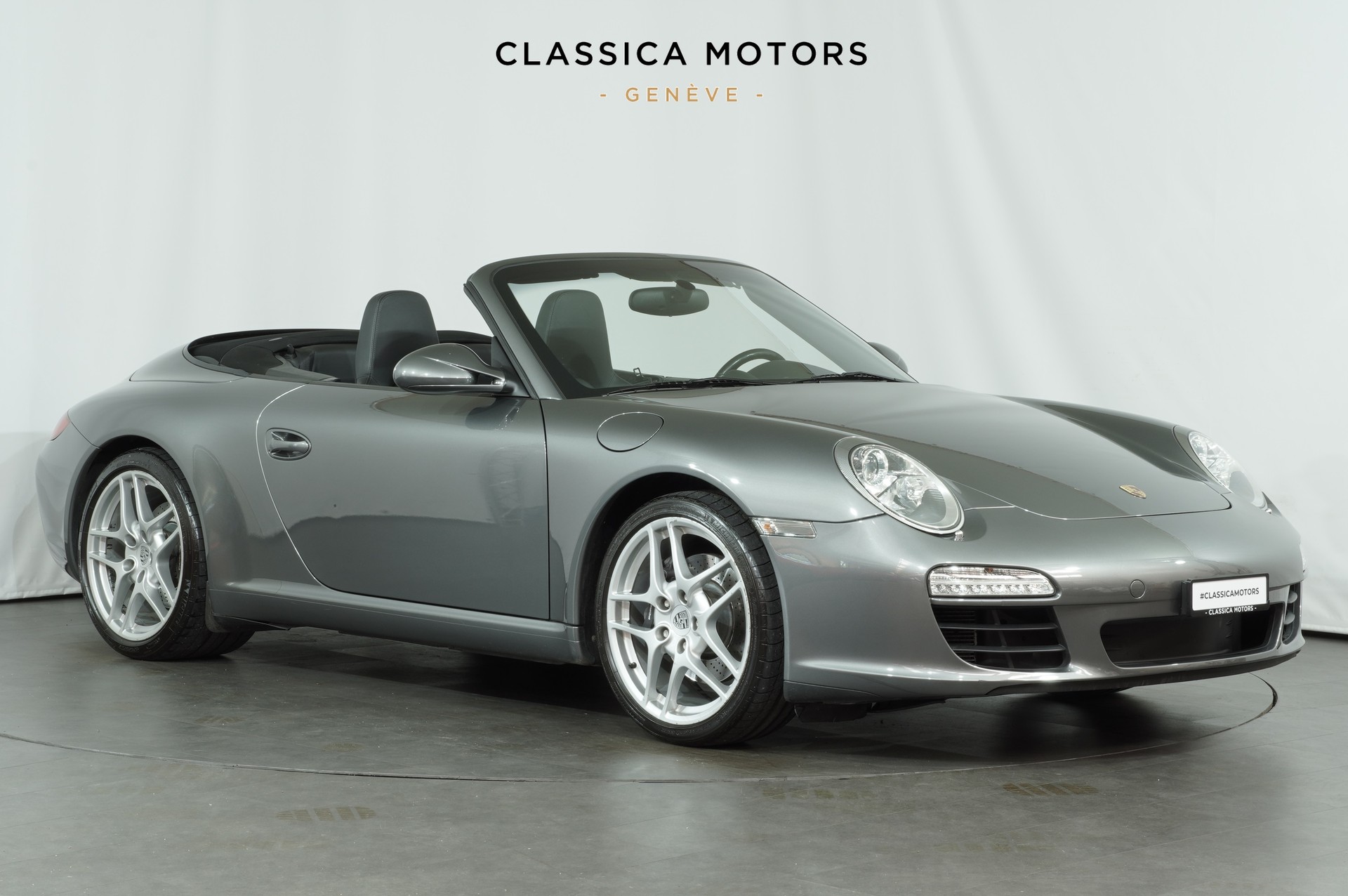 PORSCHE 911 Cabrio Carrera PDK-showroom-element-1