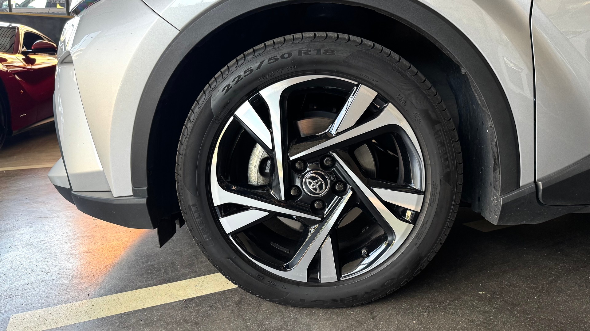 TOYOTA C-HR-image-13