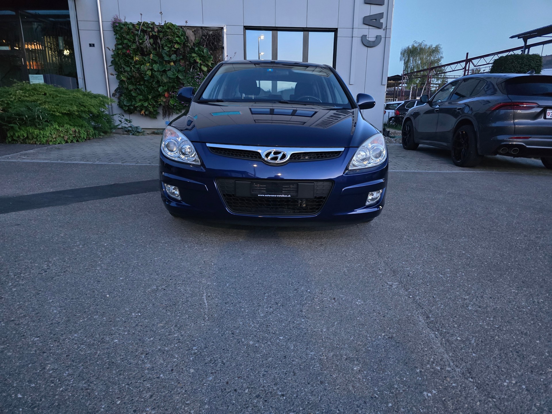 HYUNDAI i30 1.6 CRDi Style-image-1