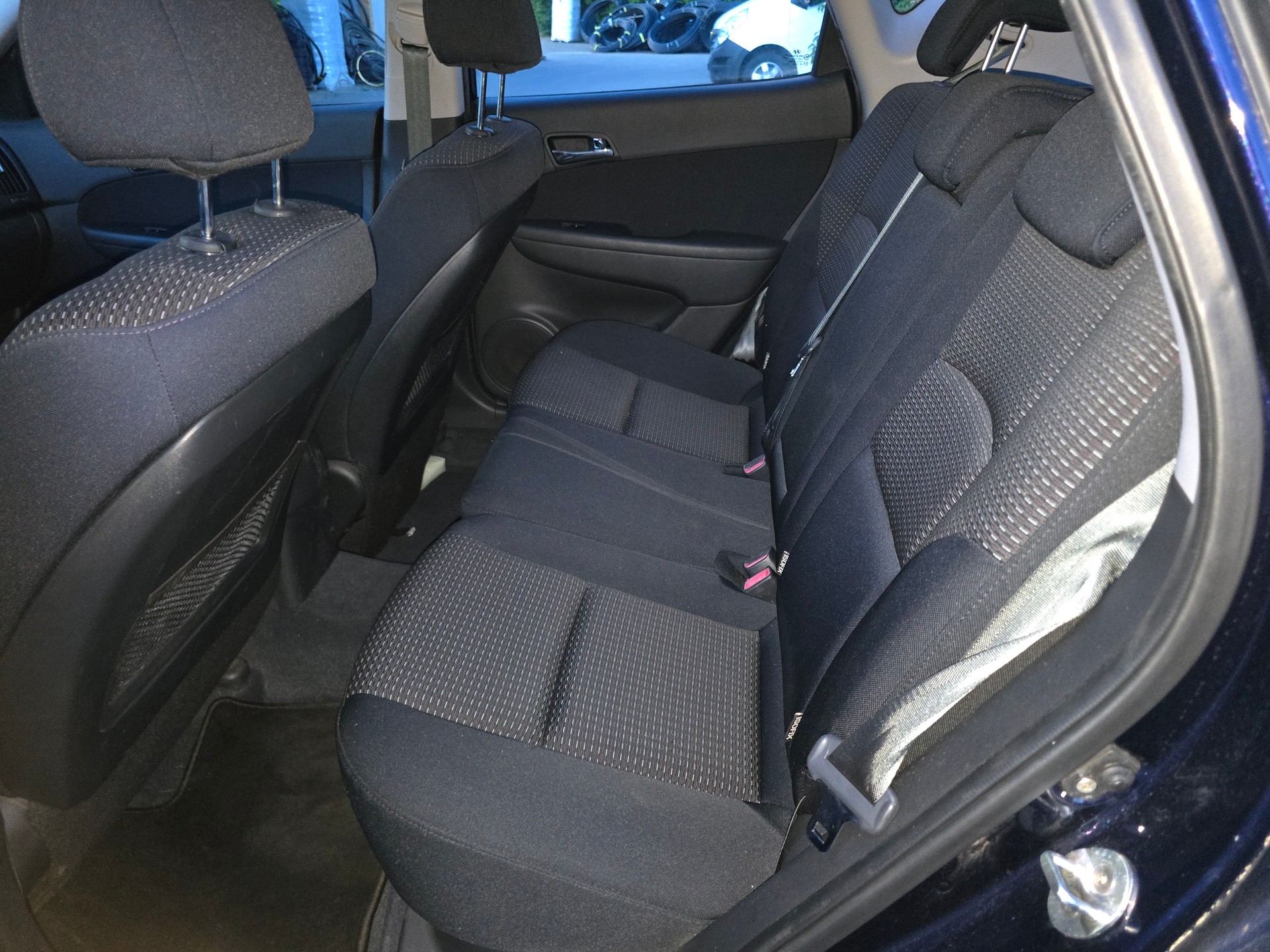 HYUNDAI i30 1.6 CRDi Style-image-7