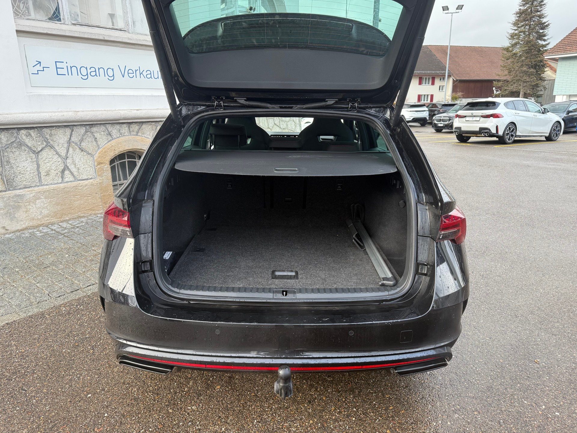 SKODA Octavia Combi 2.0 TSI RS DSG-image-6