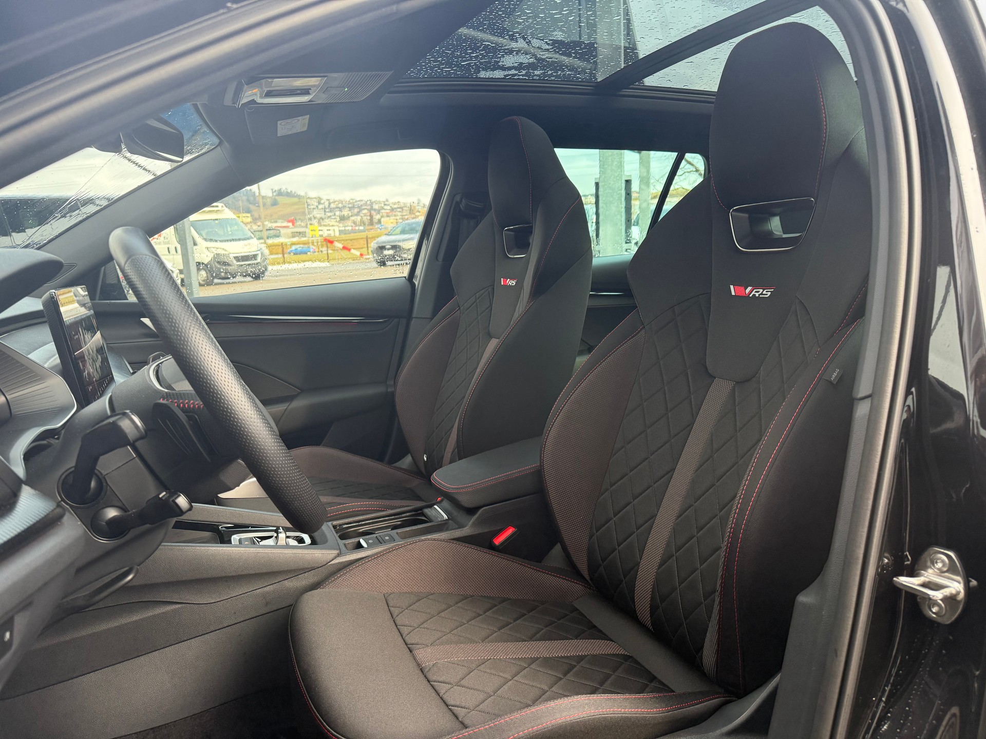 SKODA Octavia Combi 2.0 TSI RS DSG-showroom-element-3