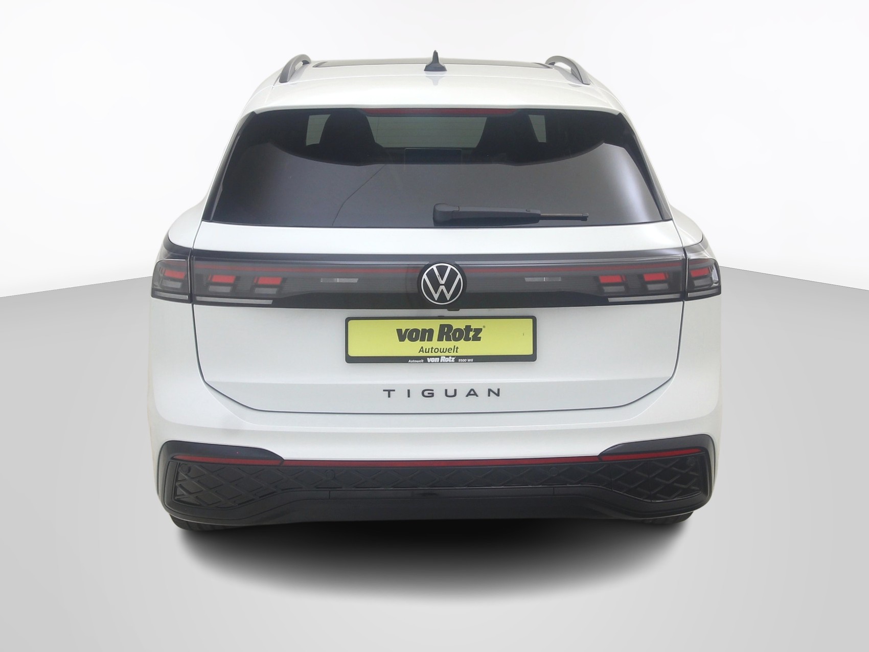 VW Tiguan 2.0 TSI R-Line 4motion-showroom-element-2