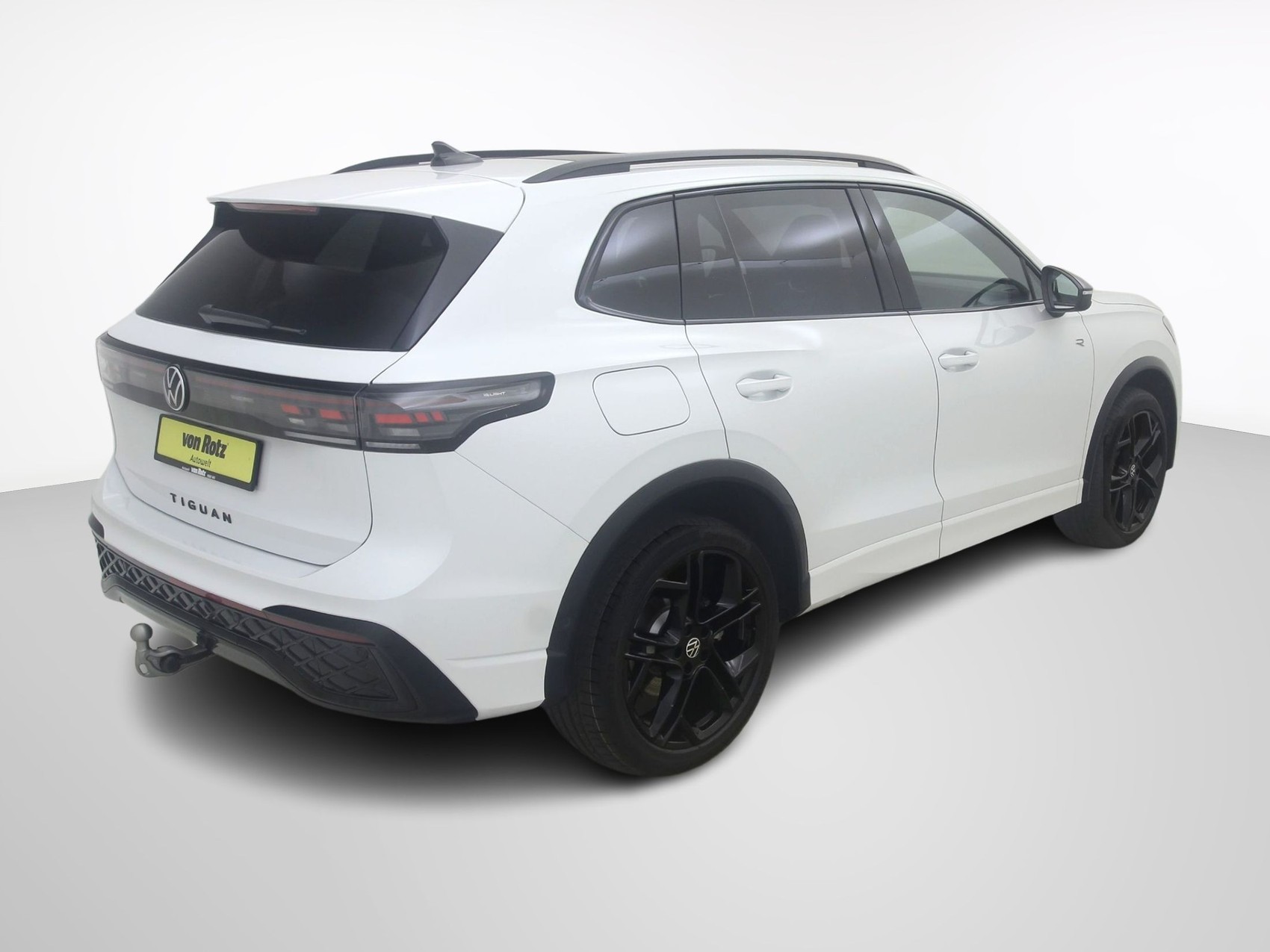 VW Tiguan 2.0 TSI R-Line 4motion-image-4