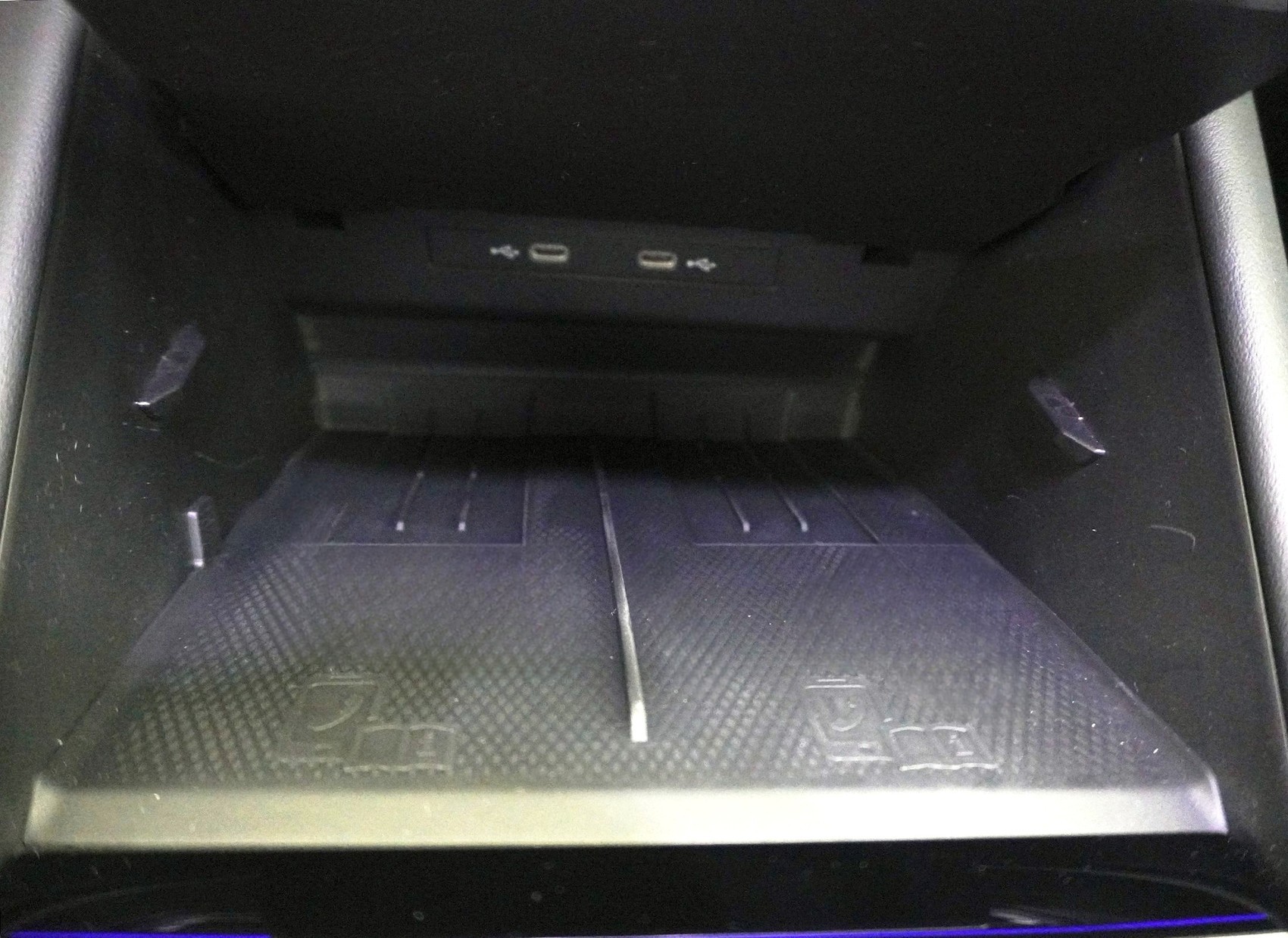 VW Tiguan 2.0 TSI R-Line 4motion-image-26