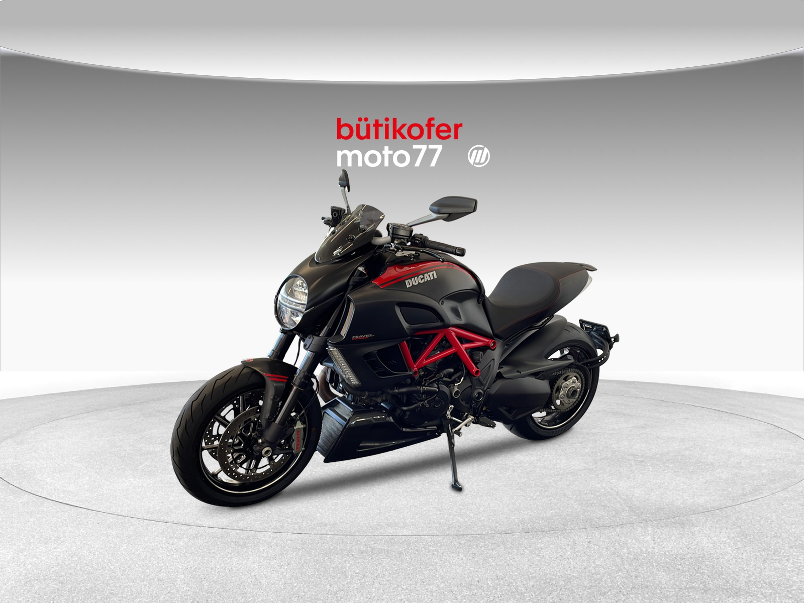 DUCATI 1200 Diavel Carbon ABS-image-2