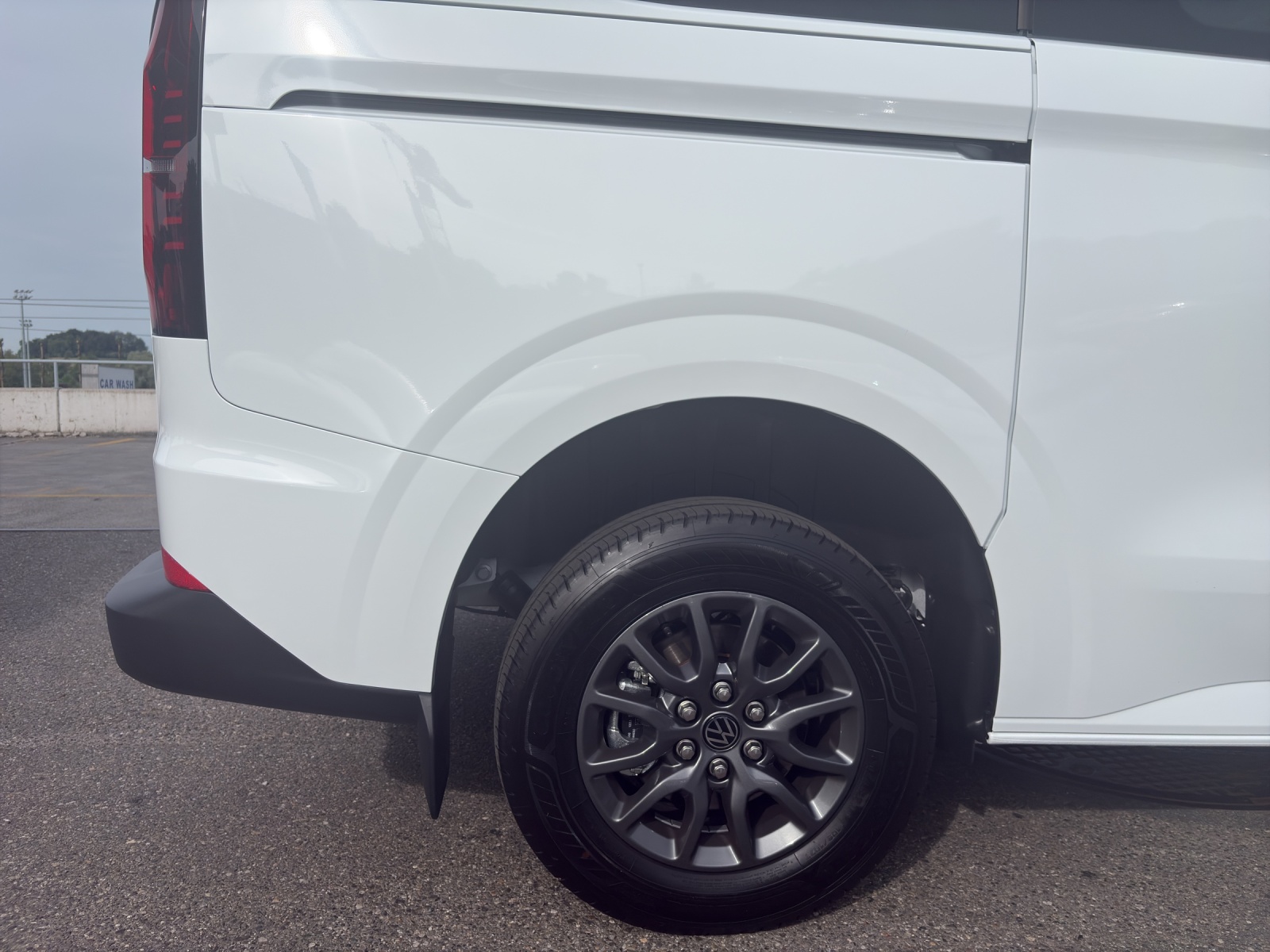 VW Caravelle 3100 2.0 TDI 150 Basis-image-15
