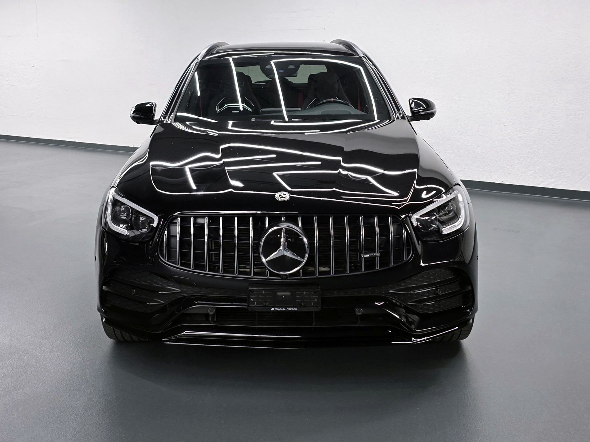 MERCEDES-BENZ GLC 43 AMG 4MATIC-showroom-element-3