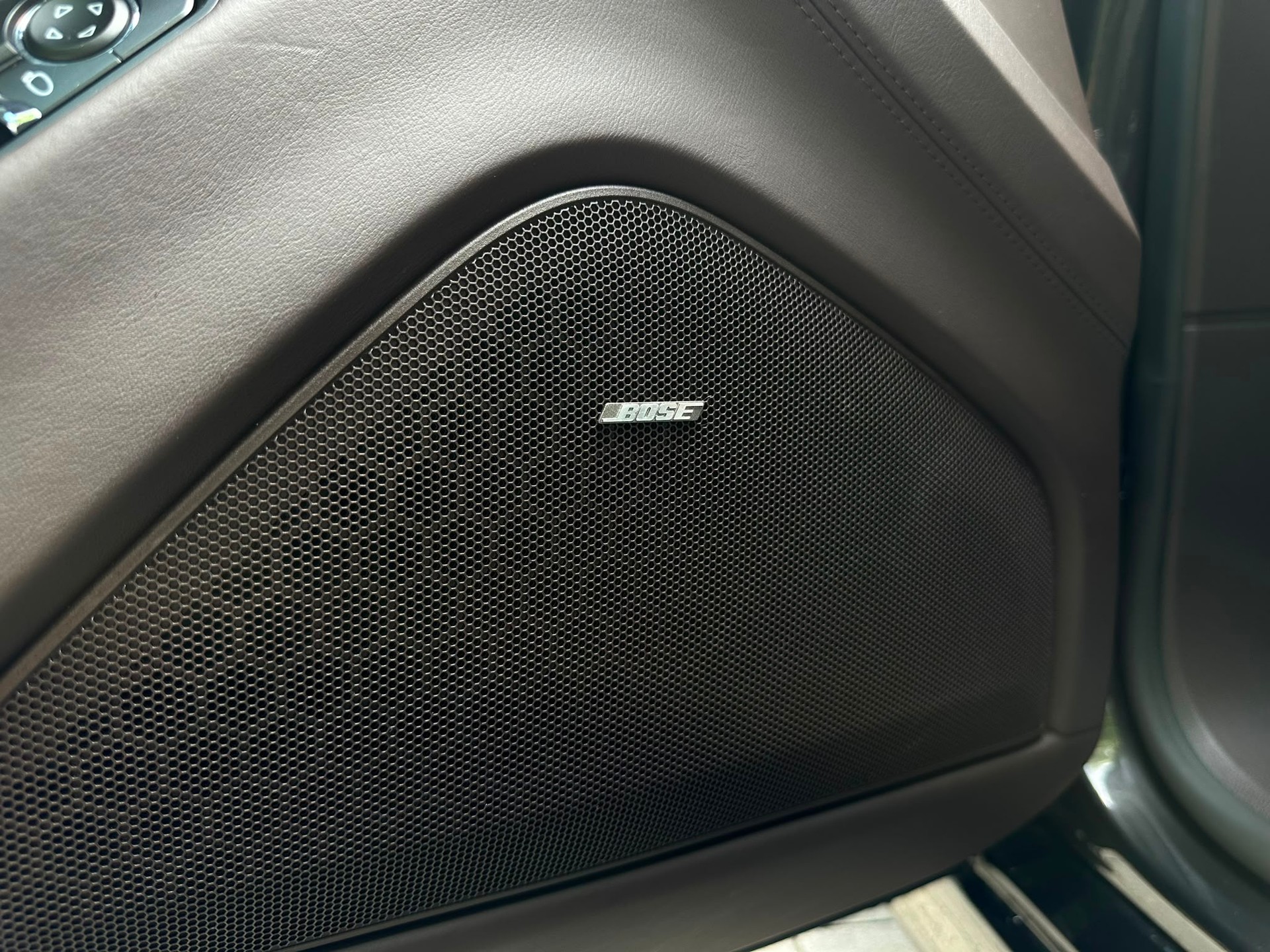 PORSCHE Panamera 3.0 Diesel Tiptronic-image-10