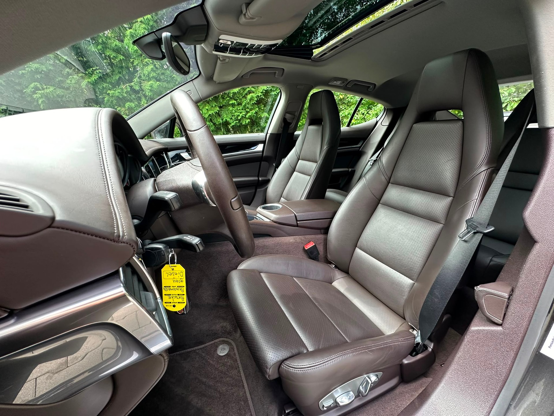PORSCHE Panamera 3.0 Diesel Tiptronic-image-11