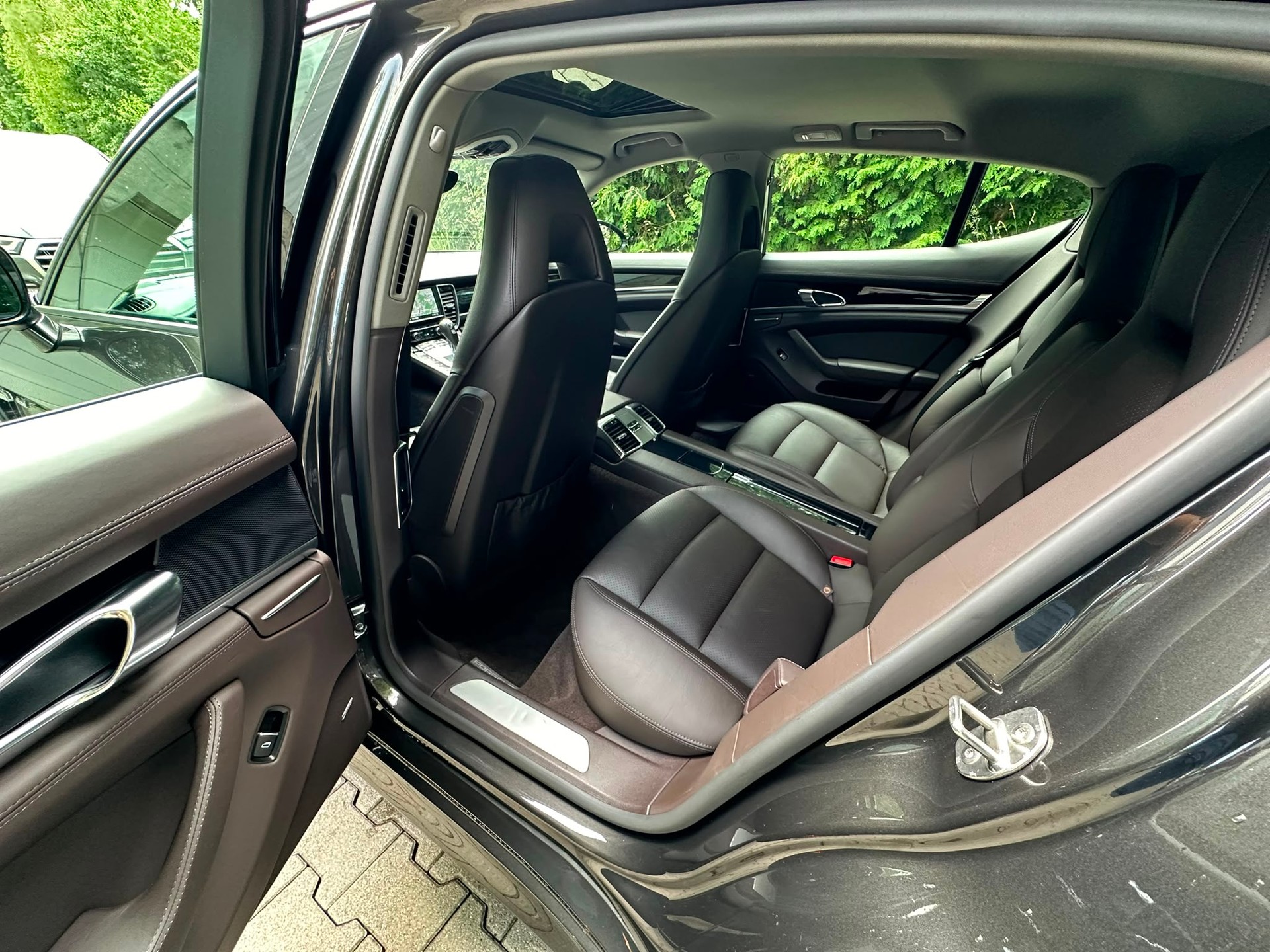 PORSCHE Panamera 3.0 Diesel Tiptronic-image-12