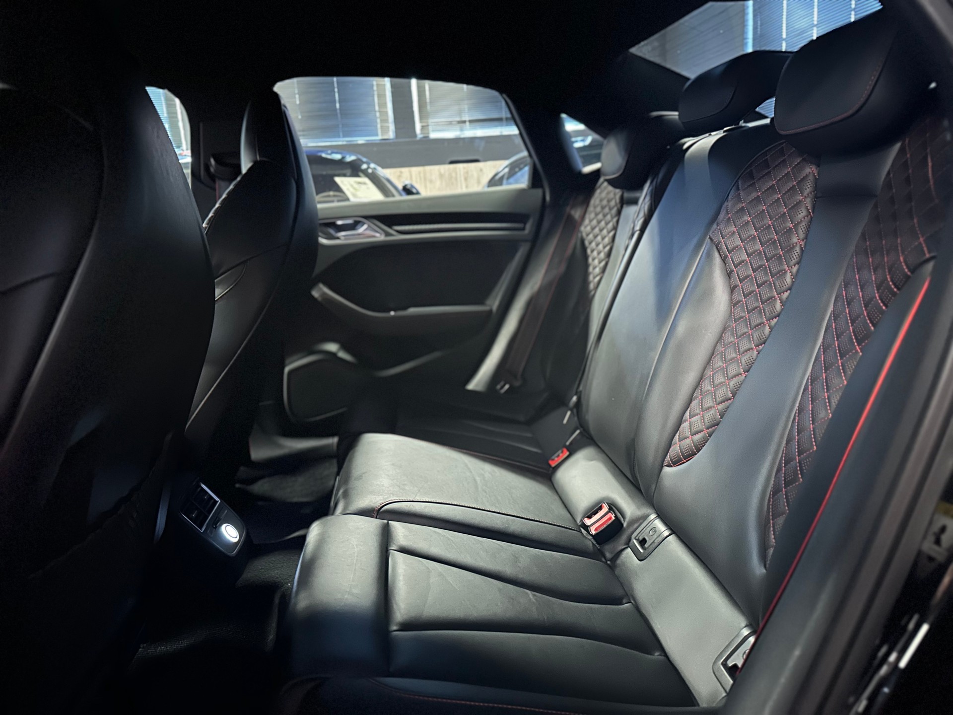AUDI RS3 ABT Sedan ( OHNE OPF ) quattro S-tronic / ** 470 PS - Frisch ab MFK & Service **-image-21