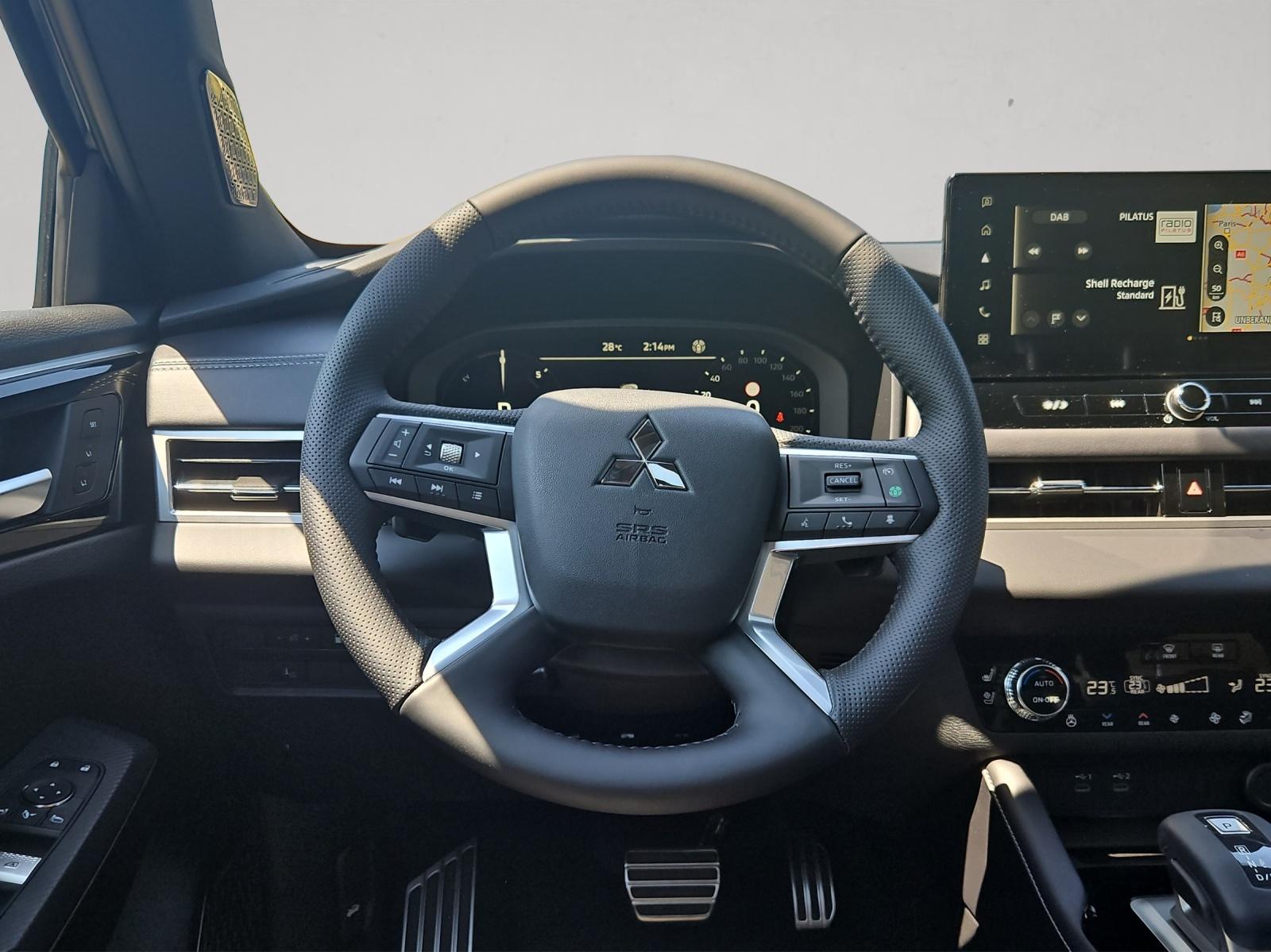 MITSUBISHI Outlander 2.4 PHEV Sport 4x4-image-7