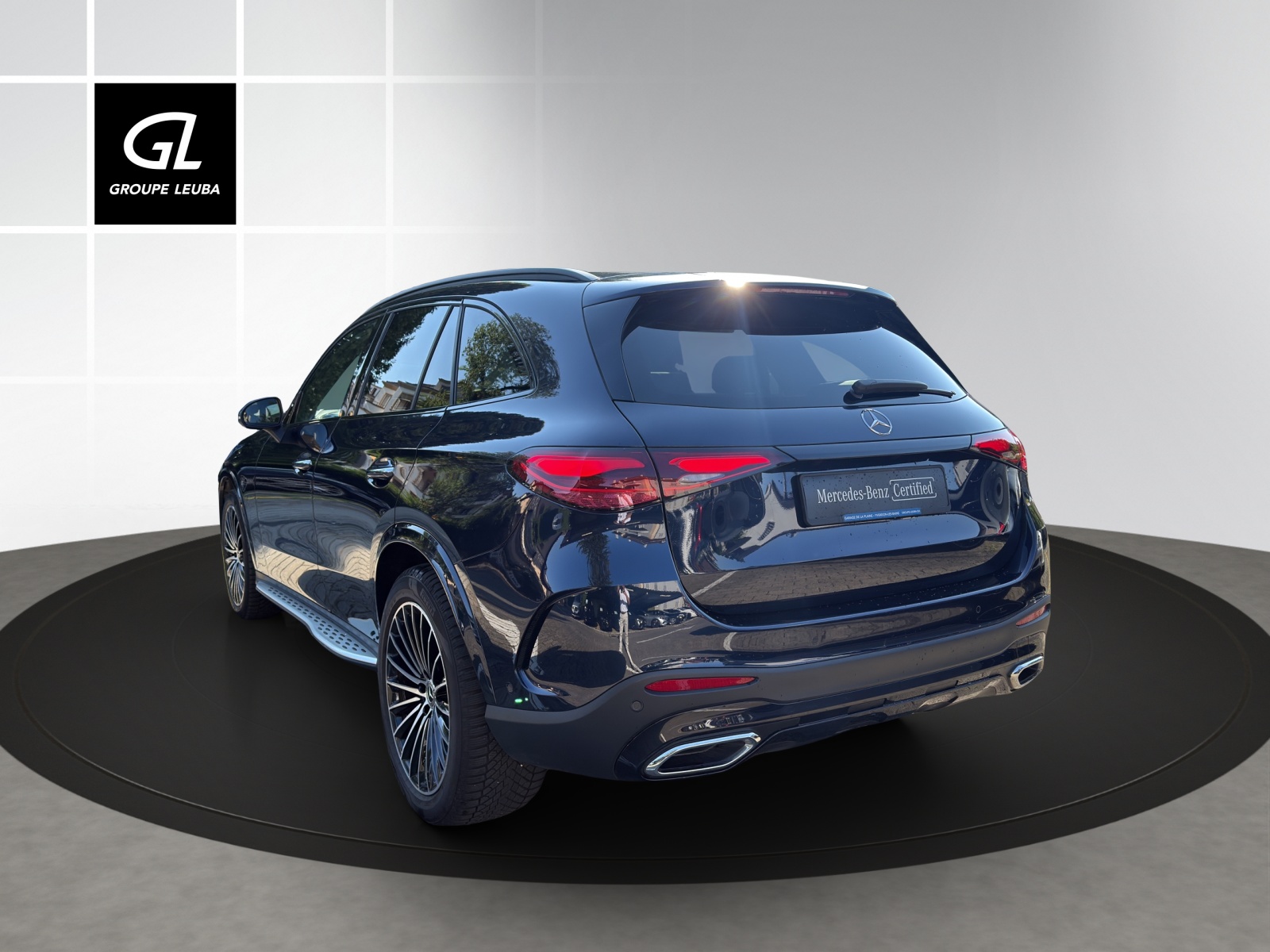 MERCEDES-BENZ GLC 220 d 4M 9G-Tronic-showroom-element-3