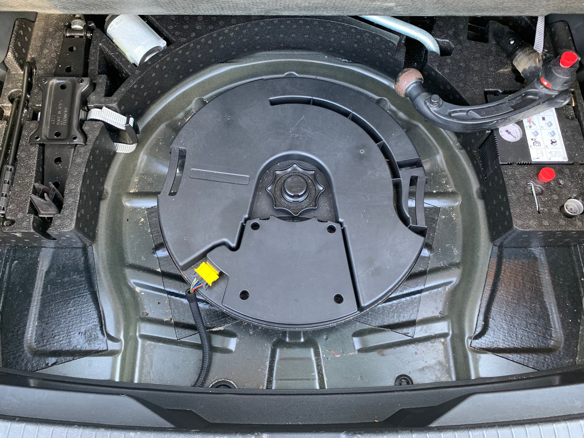 VW T-Roc 2.0 TSI R-Line DSG 4Motion-image-11