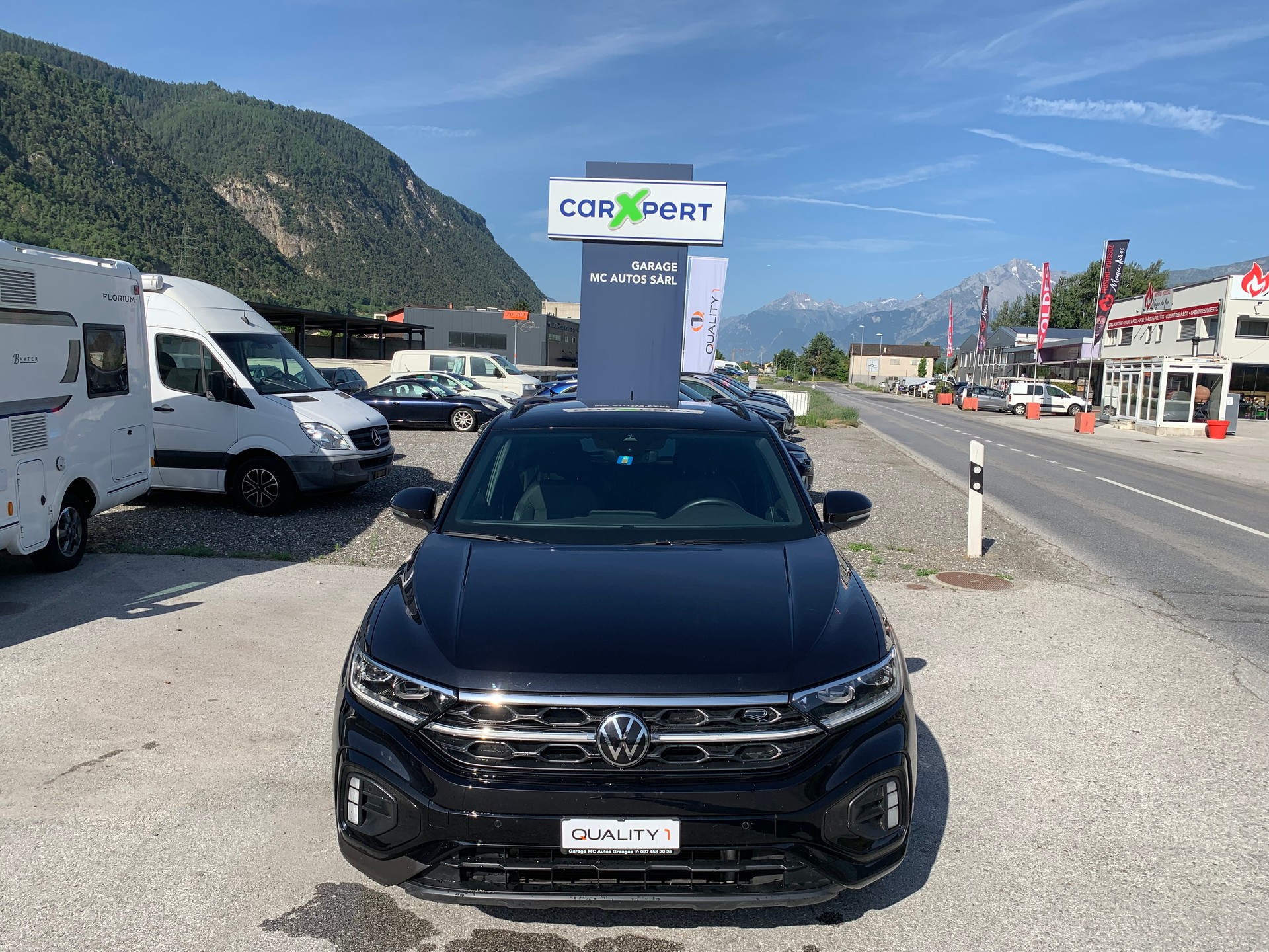 VW T-Roc 2.0 TSI R-Line DSG 4Motion-showroom-element-1