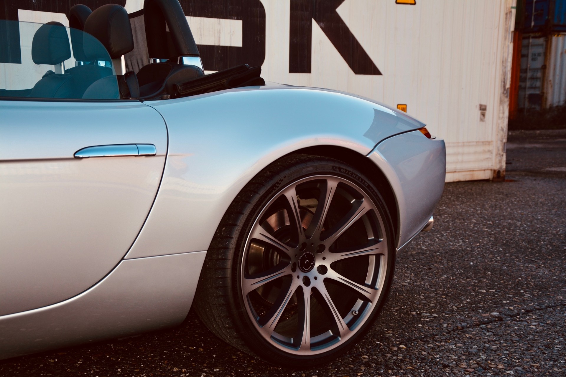 BMW Z8 Z52 Roadster 5.0 V8-image-6