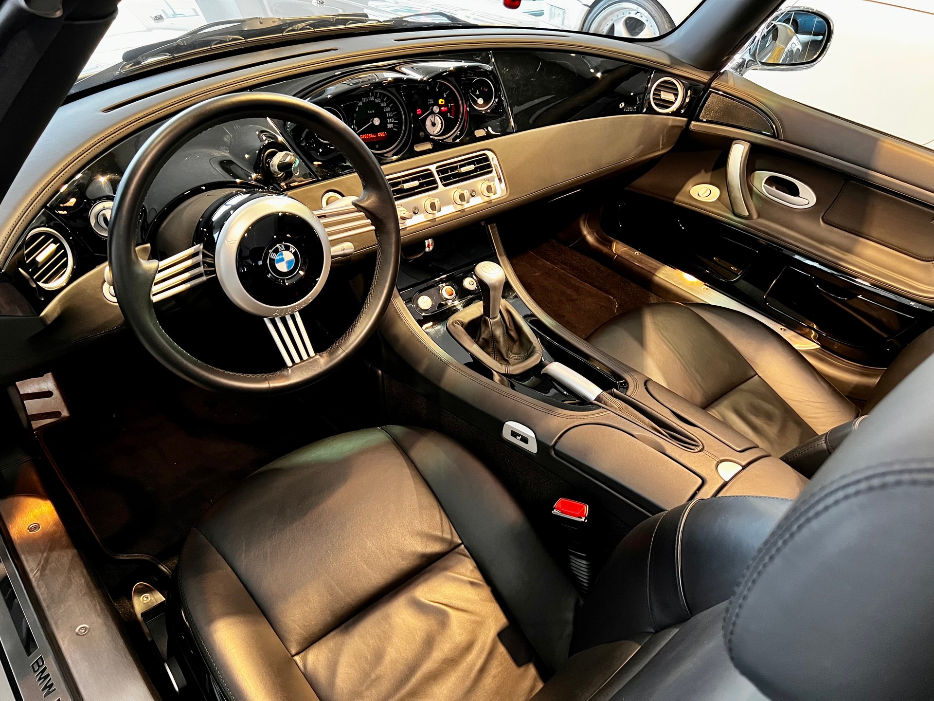 BMW Z8 Z52 Roadster 5.0 V8-image-19