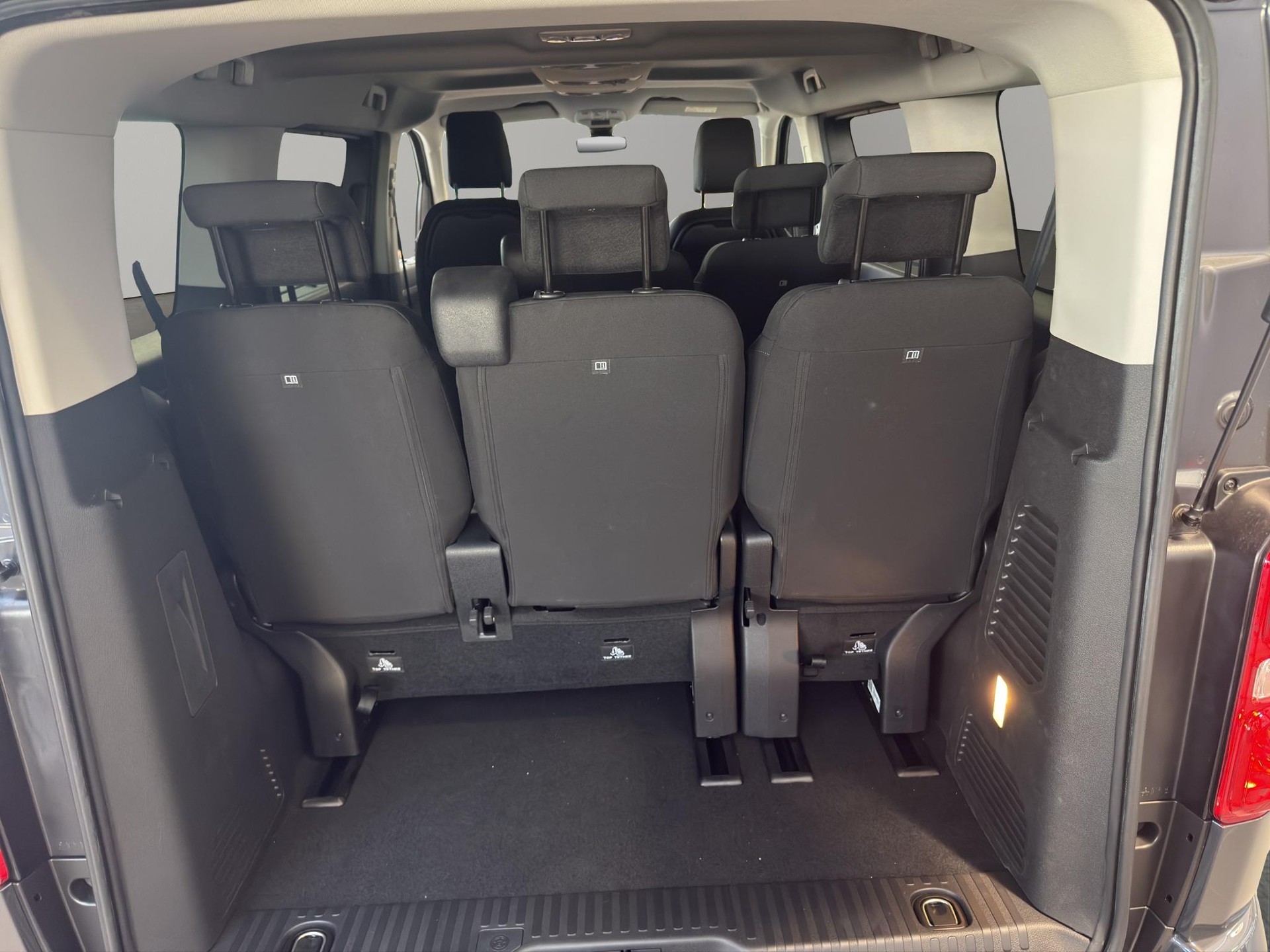 CITROEN e-Spacetourer M 75 kWh You-image-8