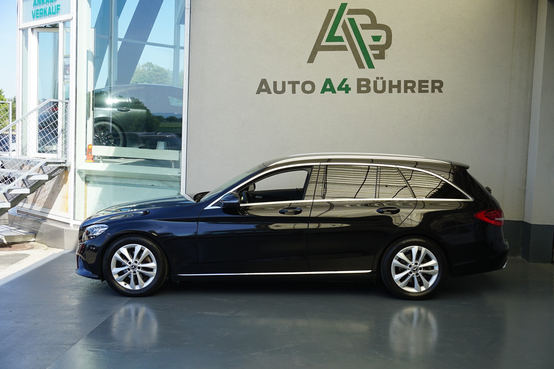 MERCEDES-BENZ C 180 T Avantgarde 156PS Automat Kombi mit AHK für 1,8t.!!