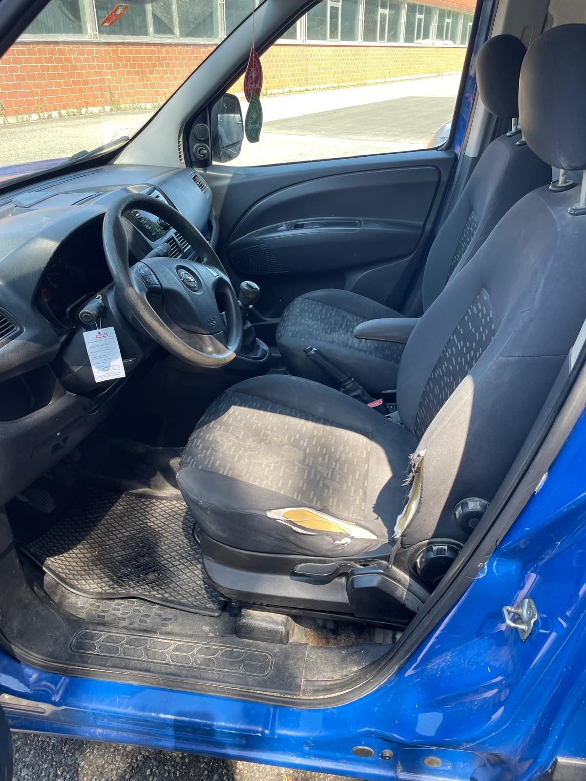 OPEL Combo 1.4i 2.4 L2H1-image-9