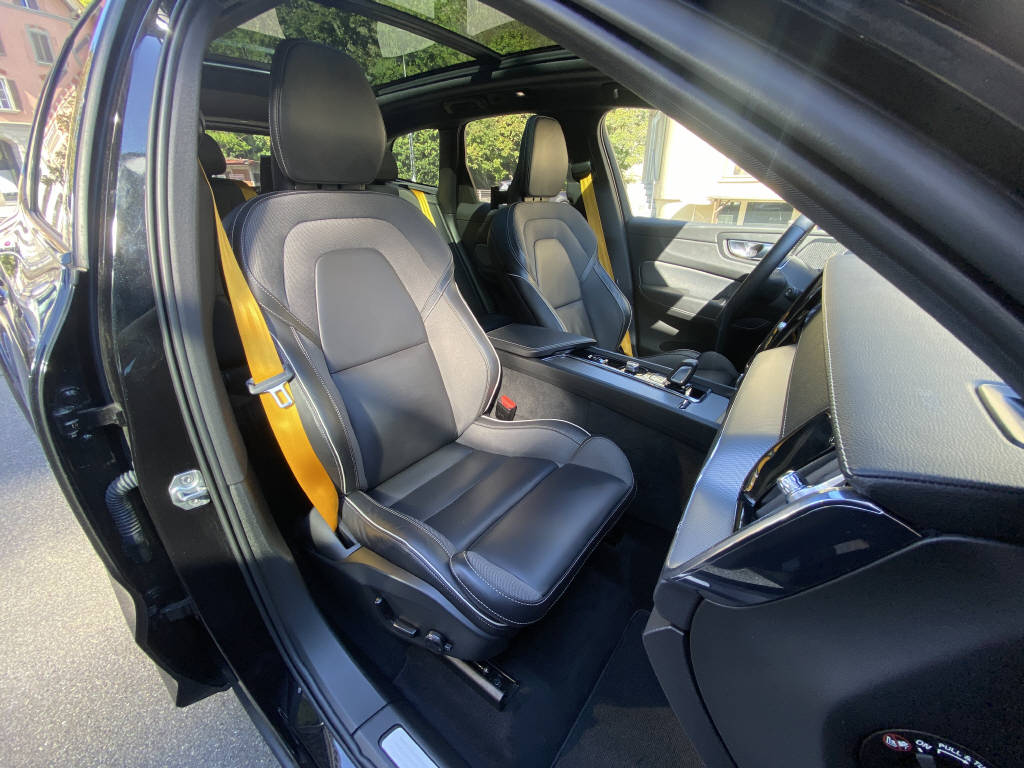 VOLVO XC60 T8 eAWD PluginHybrid Polestar Geartronic-image-6