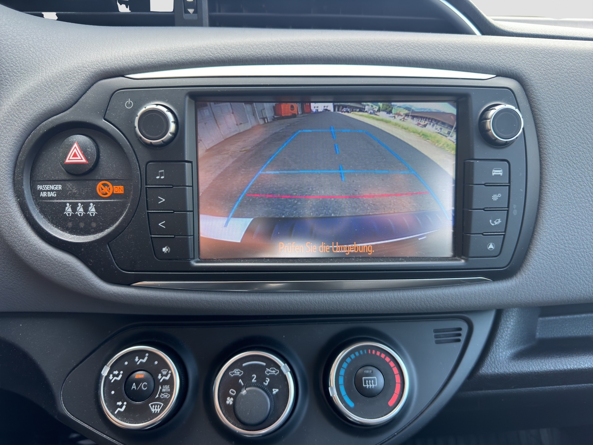 TOYOTA Yaris 1.33 Swiss Trend Multidrive S-image-6