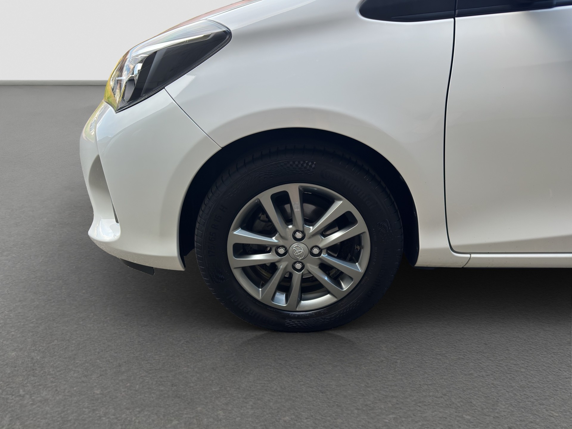 TOYOTA Yaris 1.33 Swiss Trend Multidrive S-image-14