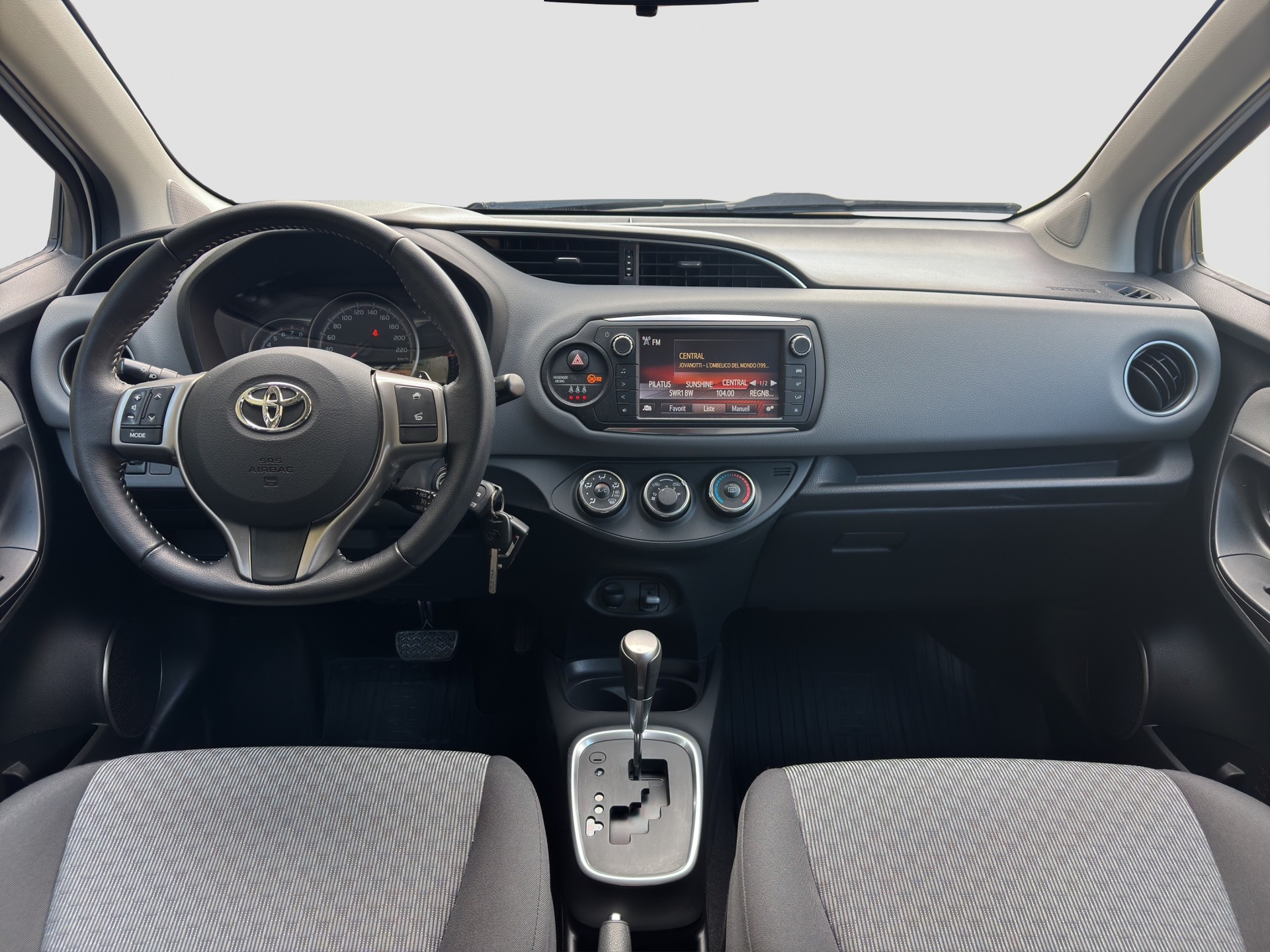 TOYOTA Yaris 1.33 Swiss Trend Multidrive S-image-3