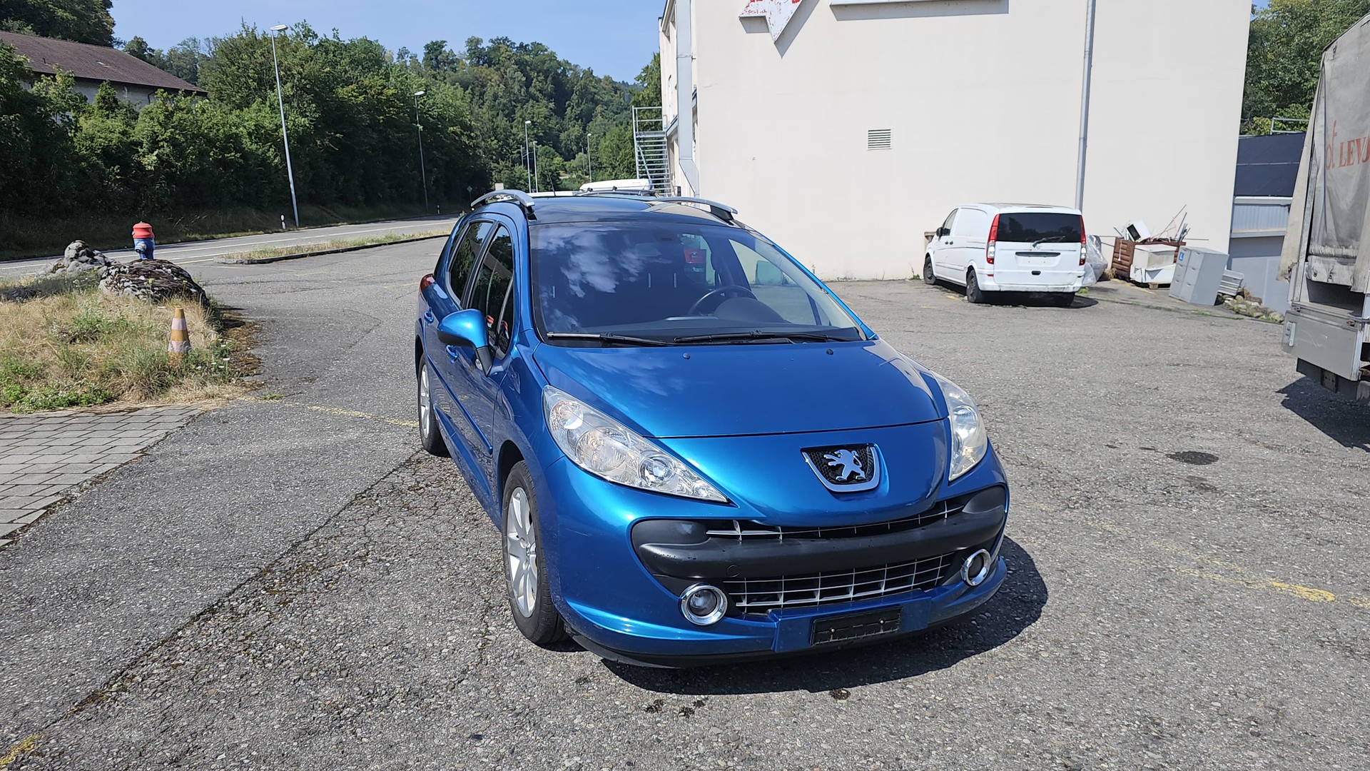 PEUGEOT 207 SW 1.6 16V Trendy Automatic
