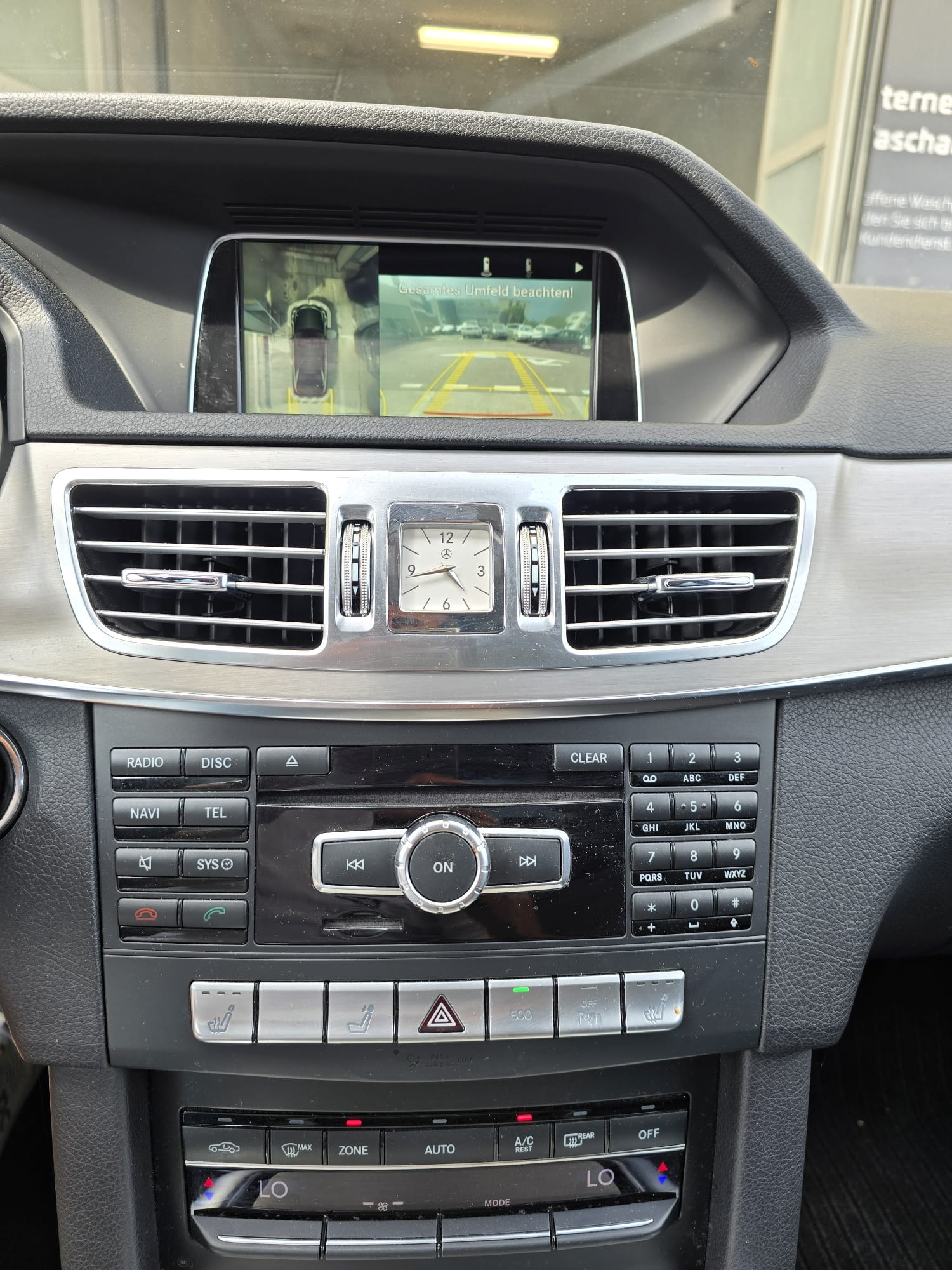 MERCEDES-BENZ E 200 Avantgarde 7G-Tronic-image-10