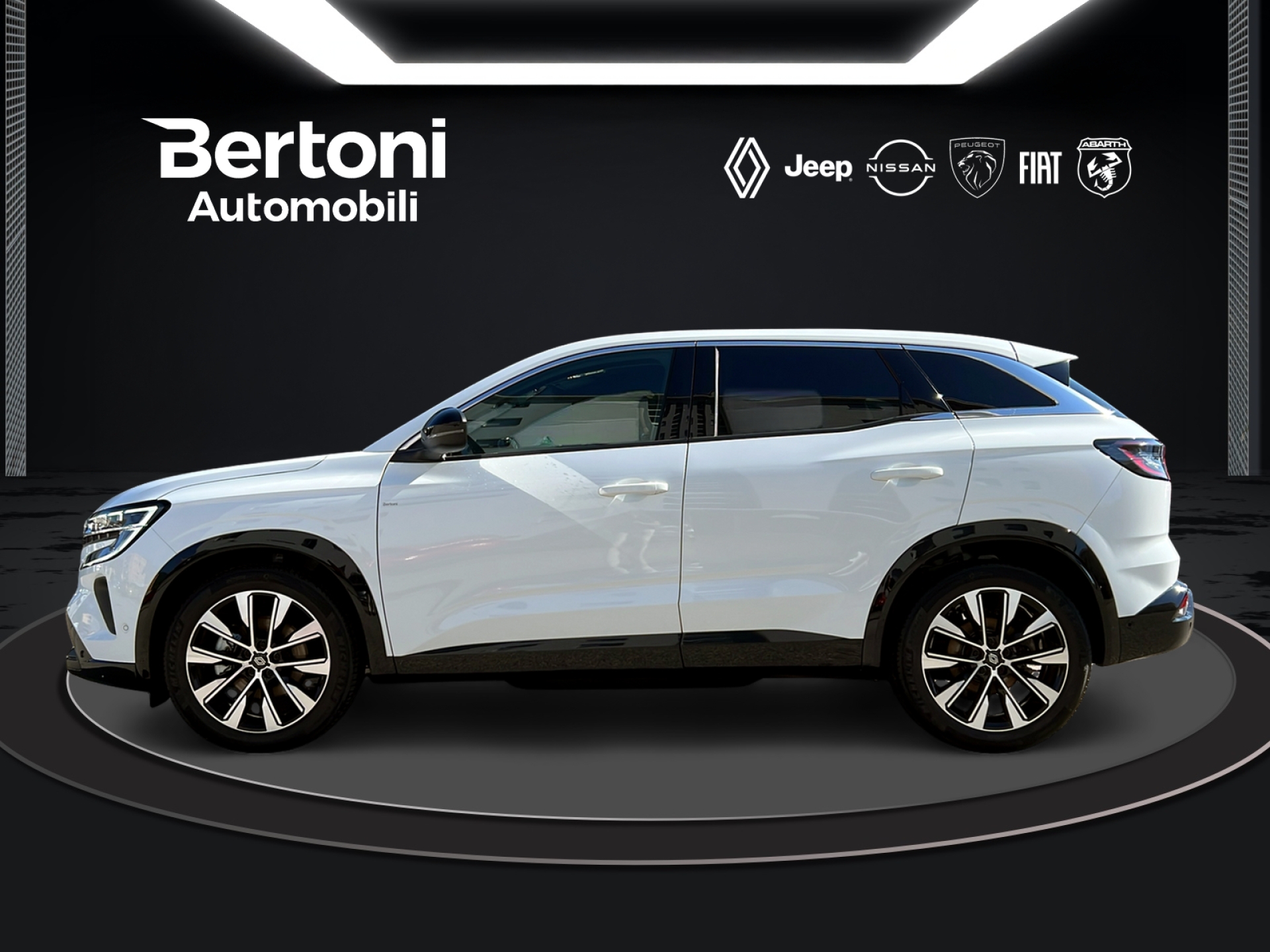 RENAULT Austral 1.2 E-Tech techno-showroom-element-2