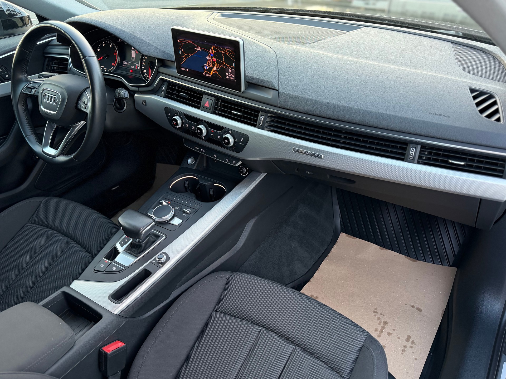 AUDI A4 allroad 2.0 TDI quattro S-tronic-image-14