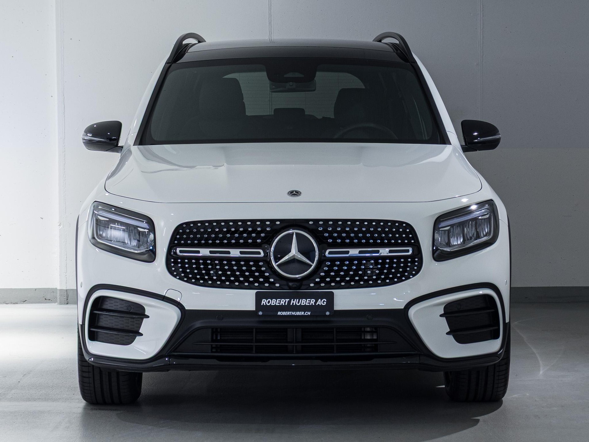 MERCEDES-BENZ GLB 220 4MATIC-image-2