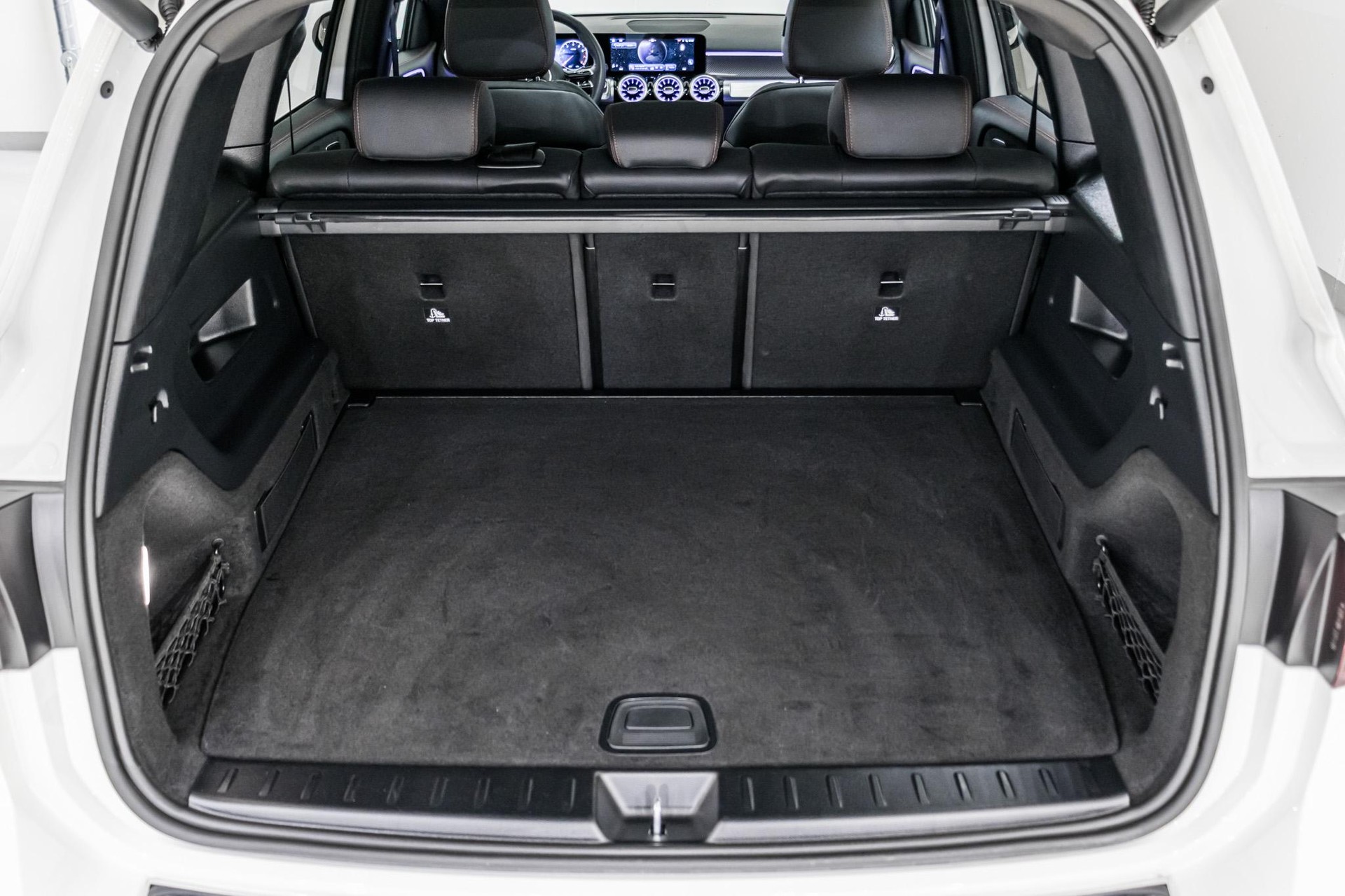 MERCEDES-BENZ GLB 220 4MATIC-image-12