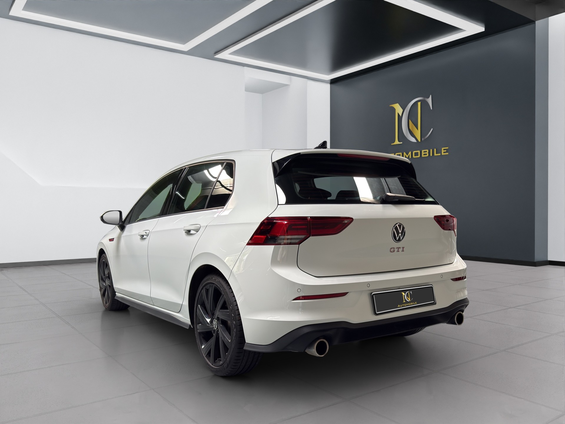 VW Golf 2.0 TSI GTI DSG-showroom-element-2