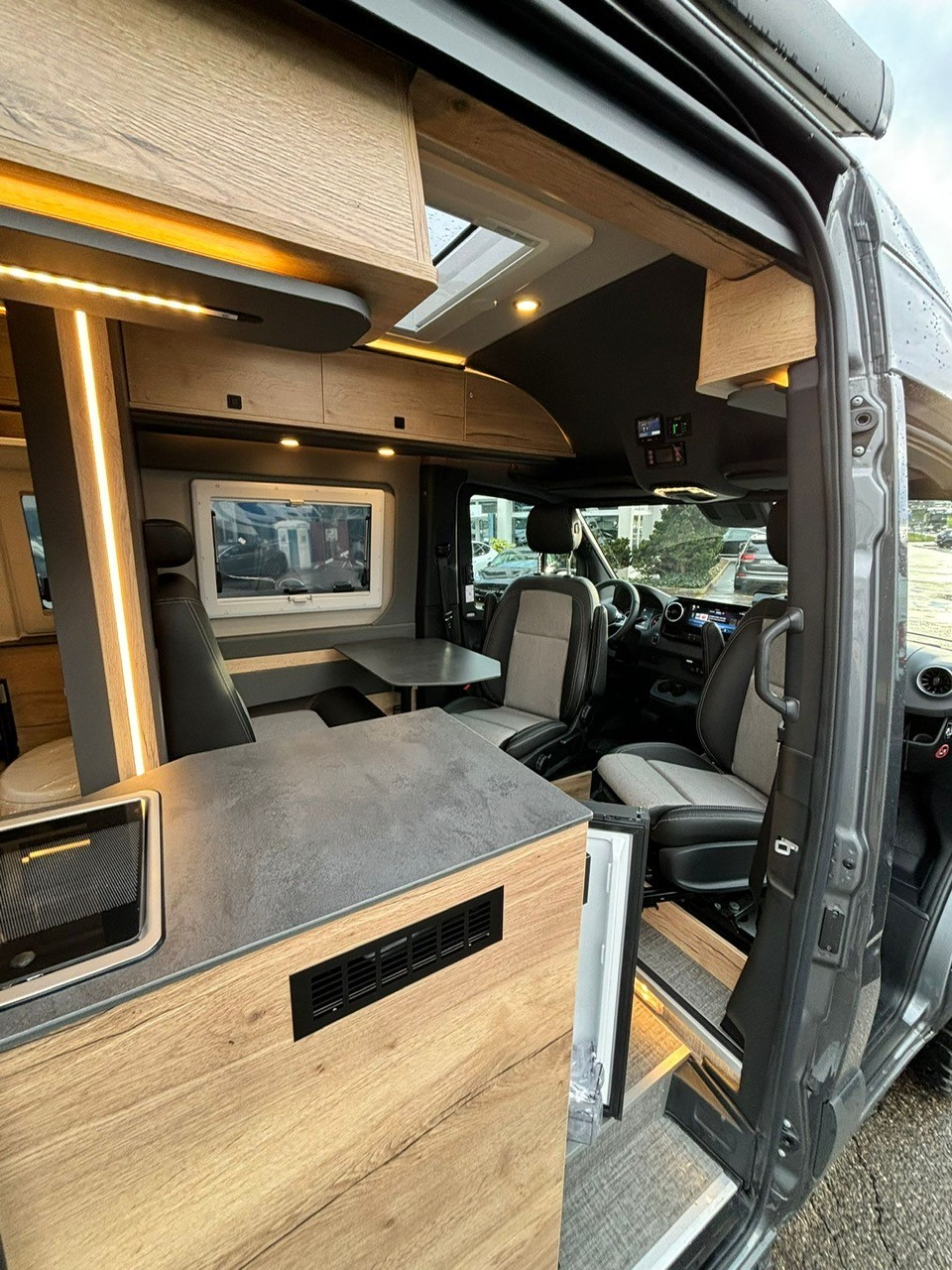 CLEVER VANS Aventuro 600 Mercedes 190PS-image-6