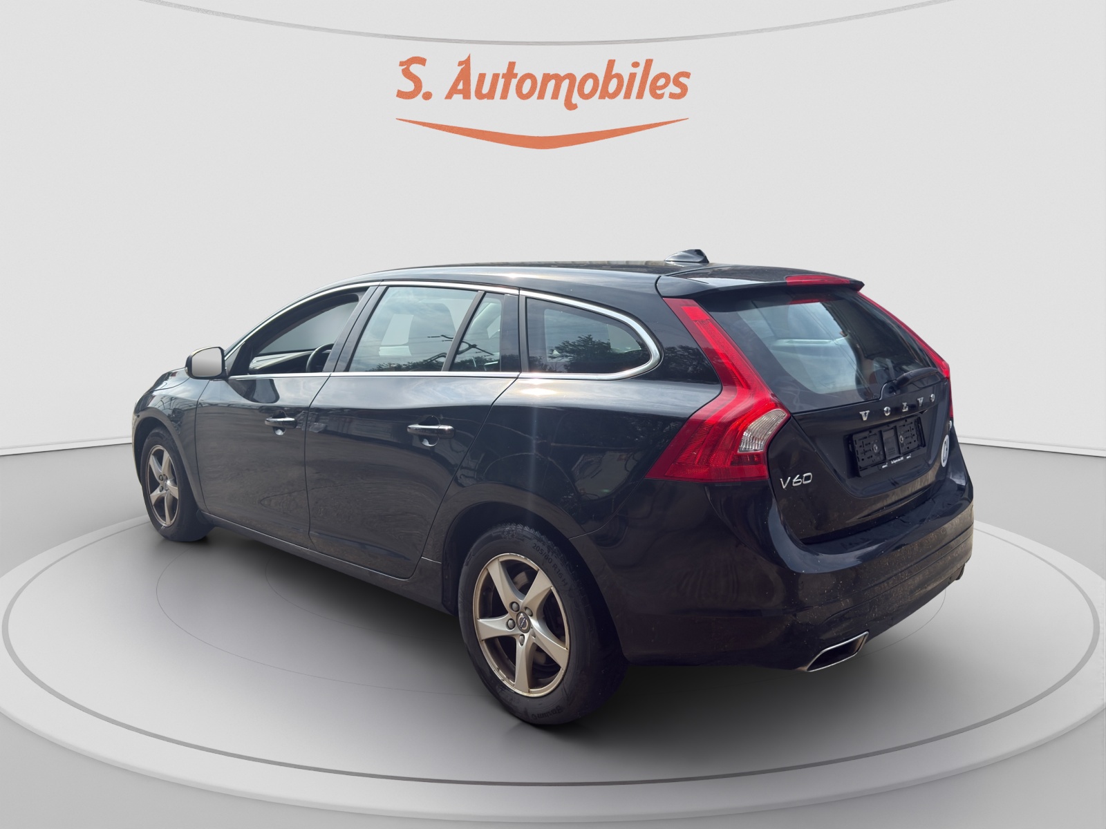 VOLVO V60 D4 Summum Geartronic-image-7