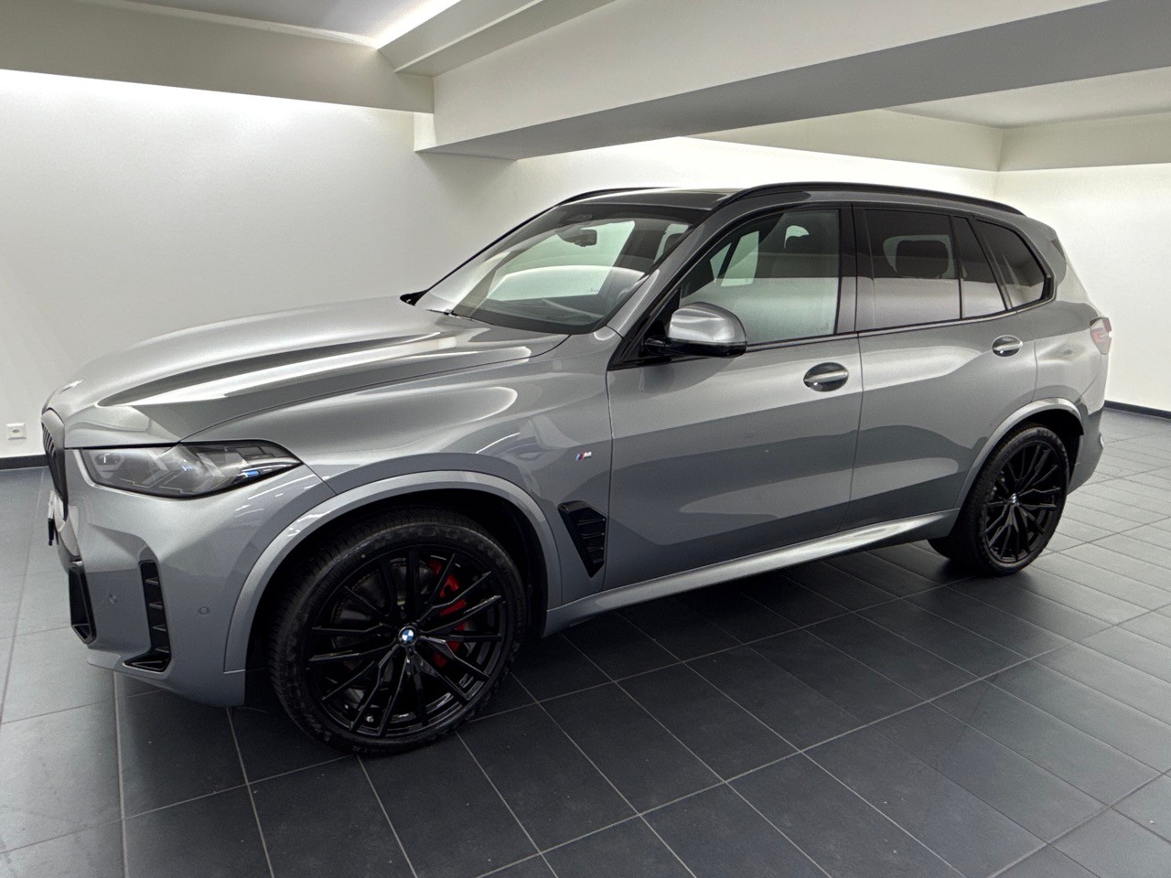 BMW X5 xD 48V 40d M Sport Pro ''7 Plätzer inkl. AHK & Standheizung''-image-17