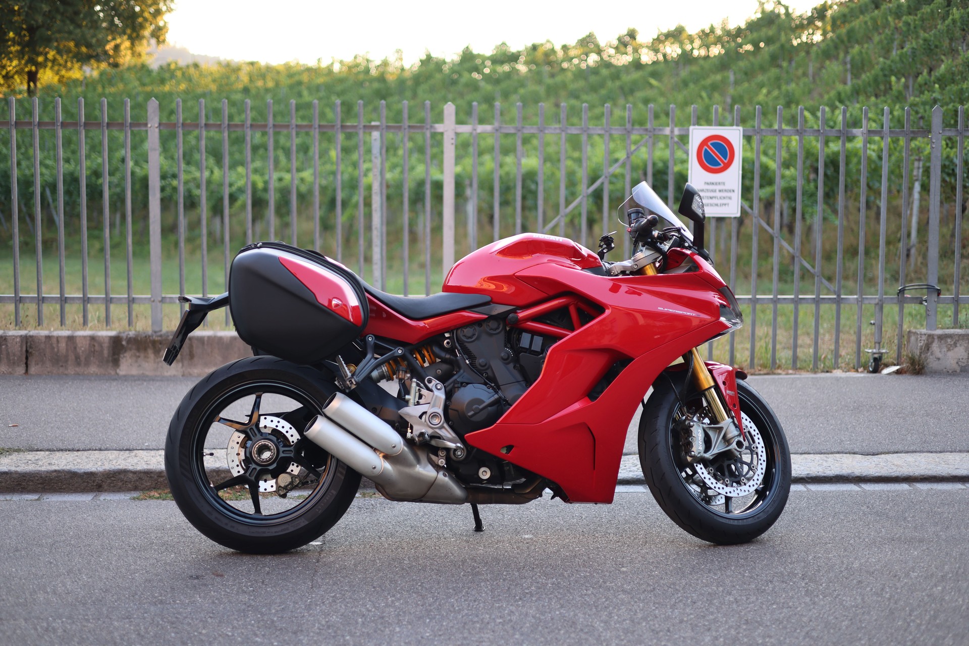 DUCATI 950 Supersport S-image-0