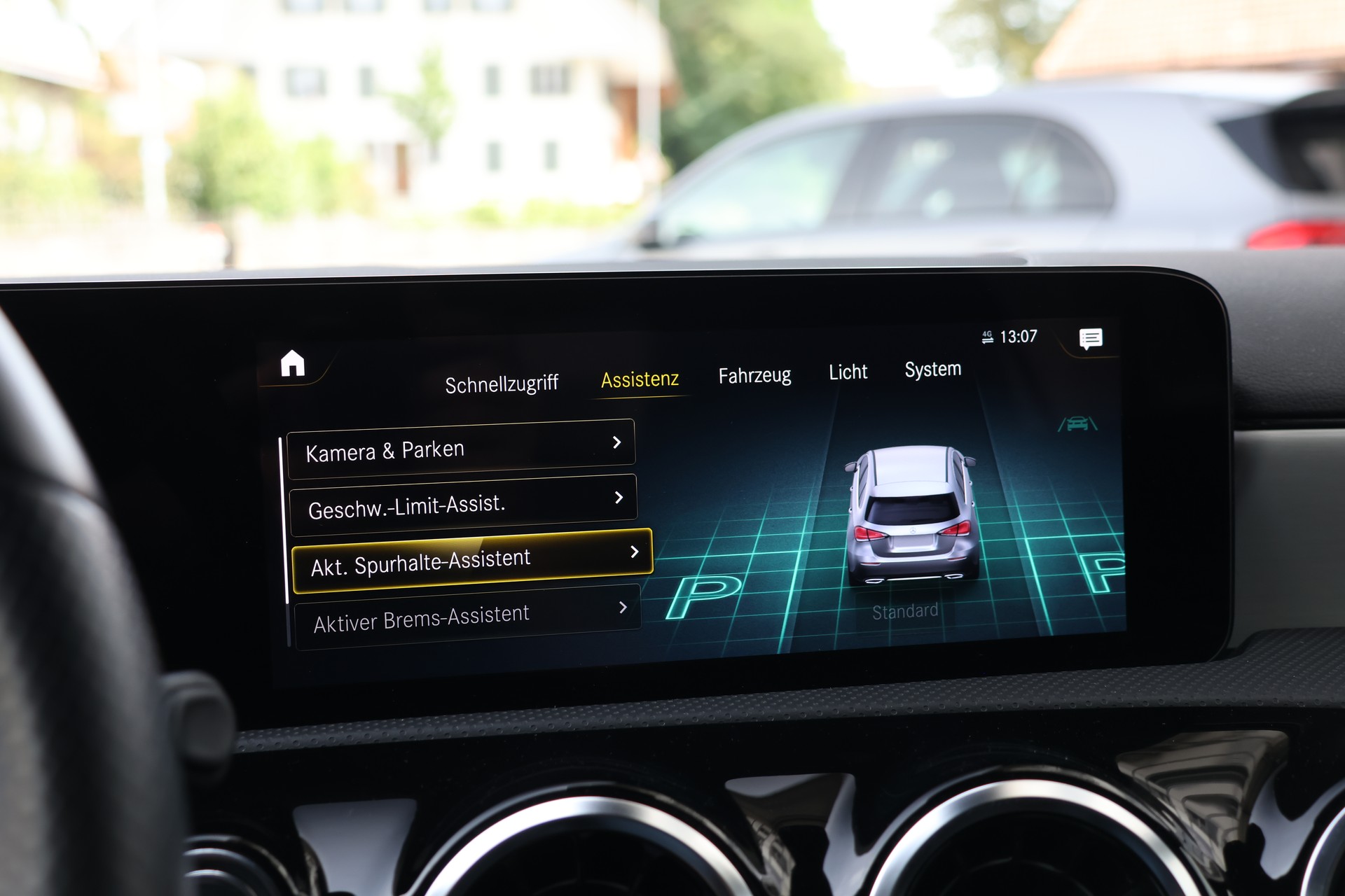 MERCEDES-BENZ A 200 AMG Line 7G-DCT (CH)-image-21